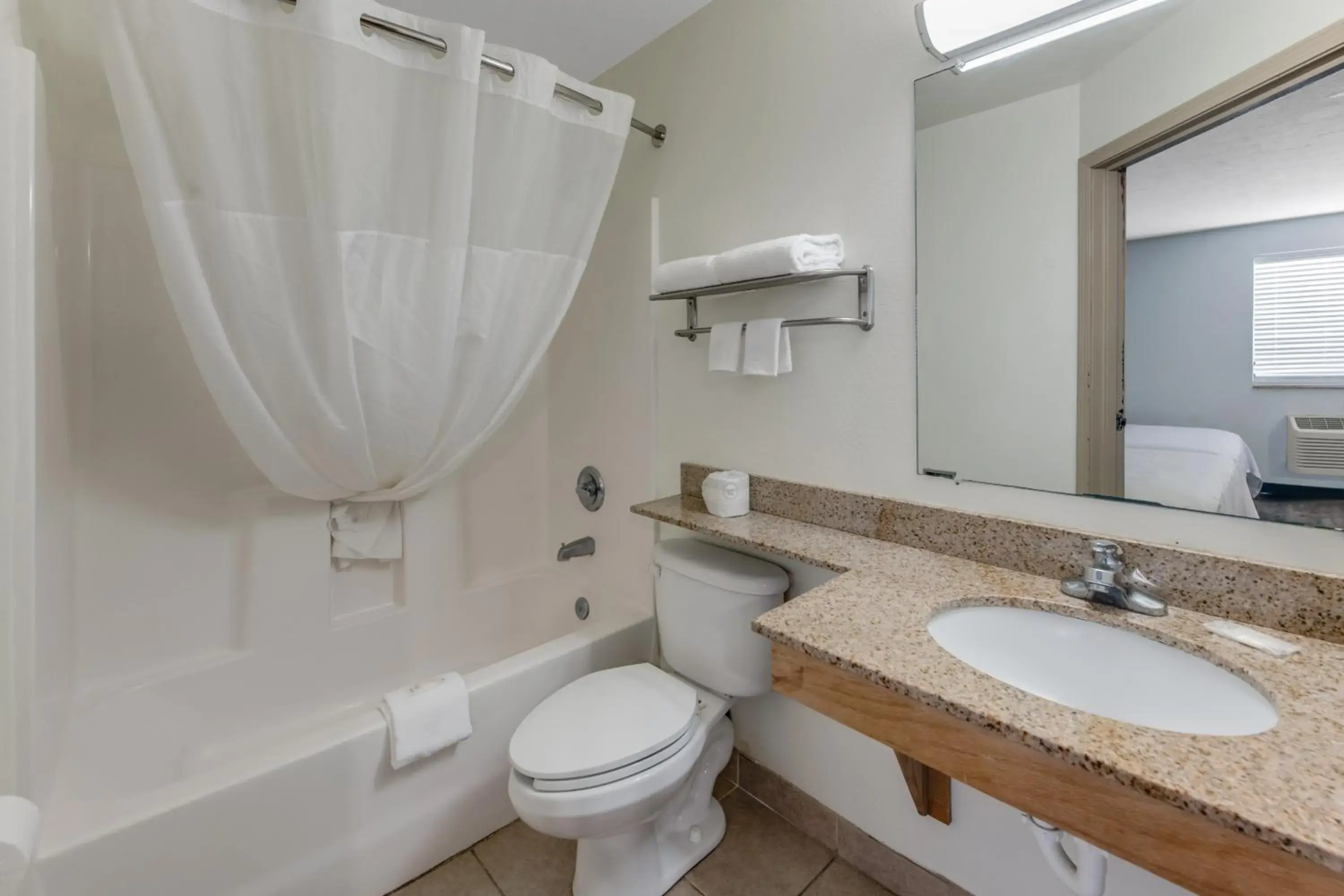 One-Bedroom Suite in Birch Hill Suites Dayton-WP AFB One-Bedroom Suite in Birch Hill Suites Dayton-WP AFB