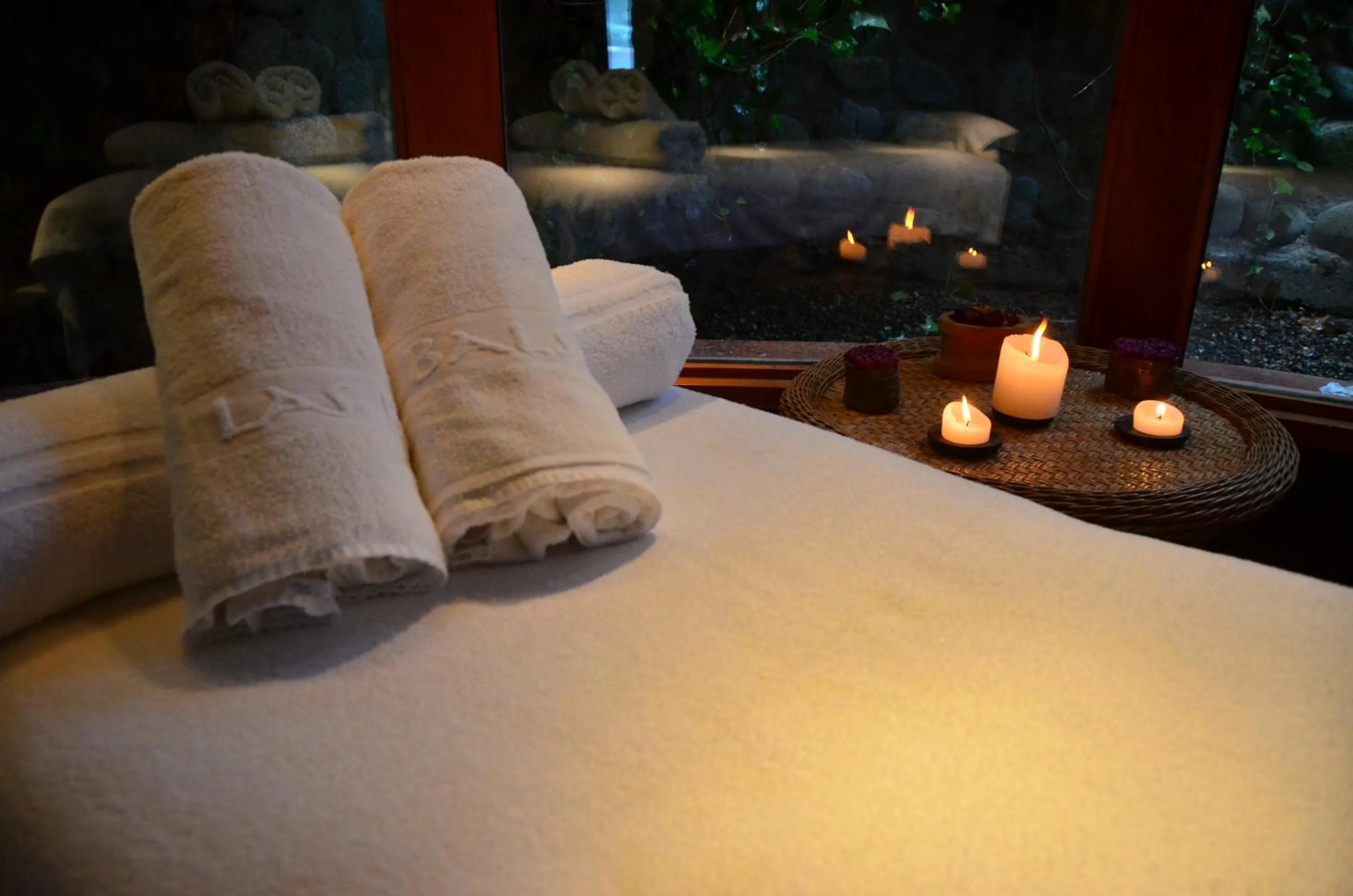 Massage, Bed in Las Balsas Relais & Chateaux