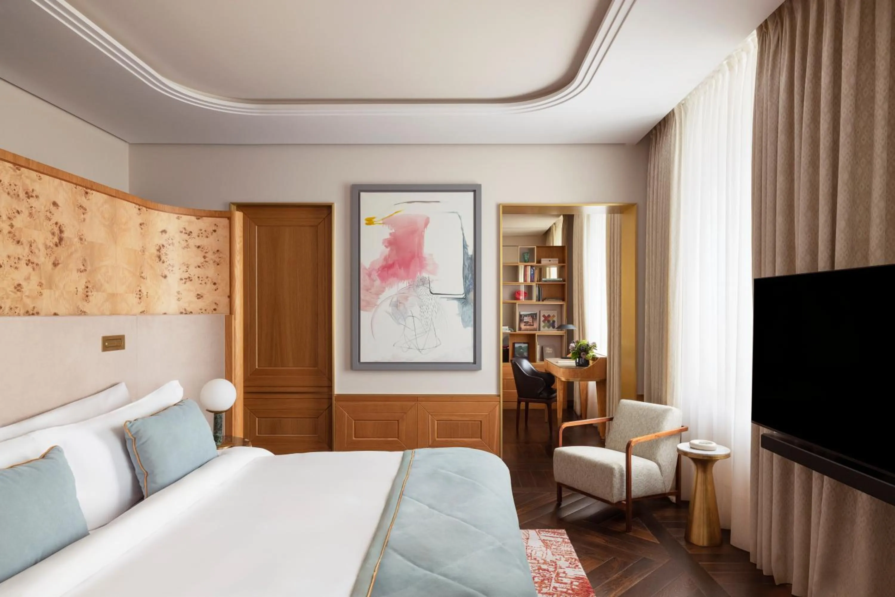 Bedroom, Bed in Raffles Europejski Warsaw