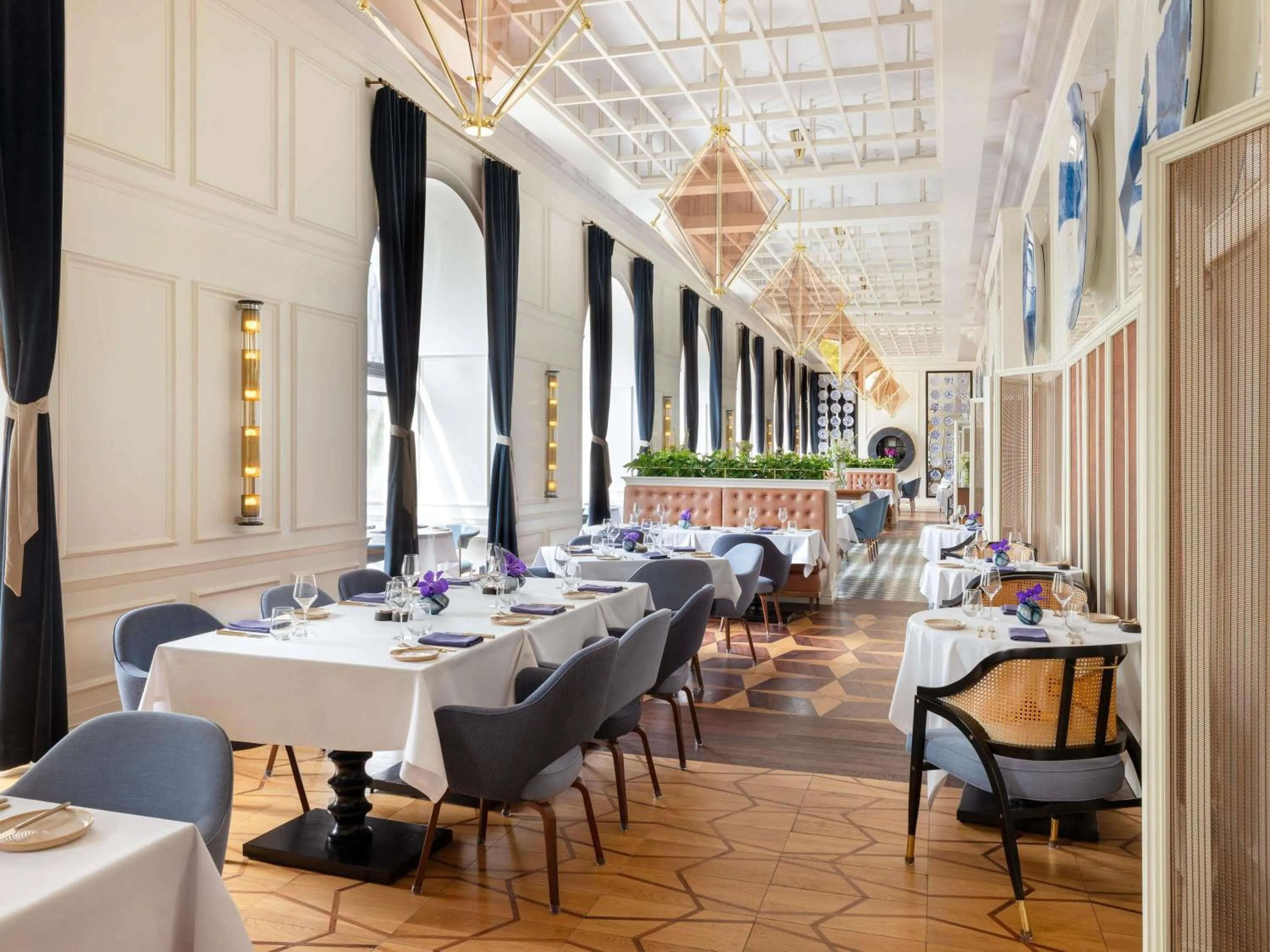 Property building in Raffles Europejski Warsaw