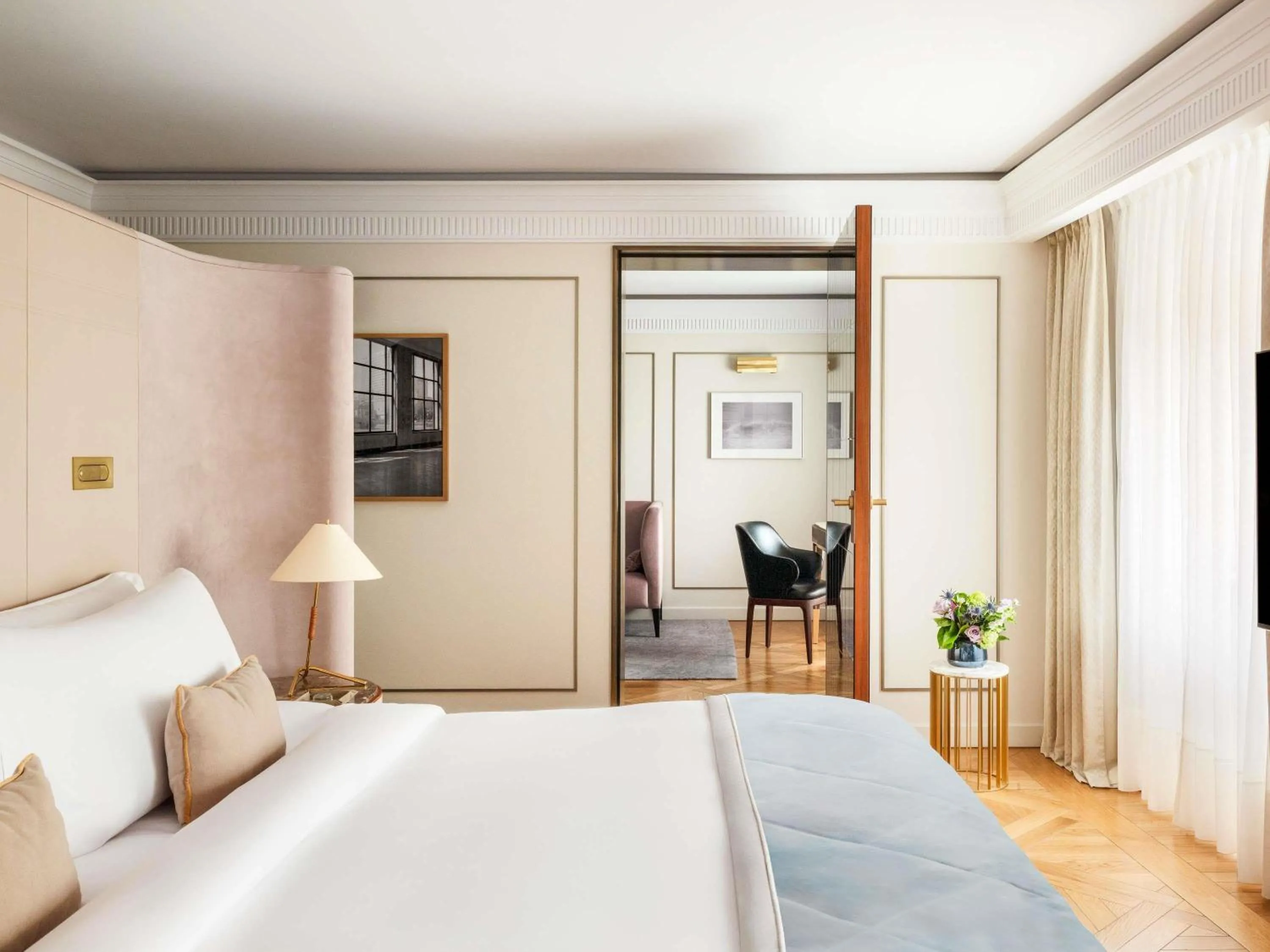 Bedroom, Bed in Raffles Europejski Warsaw