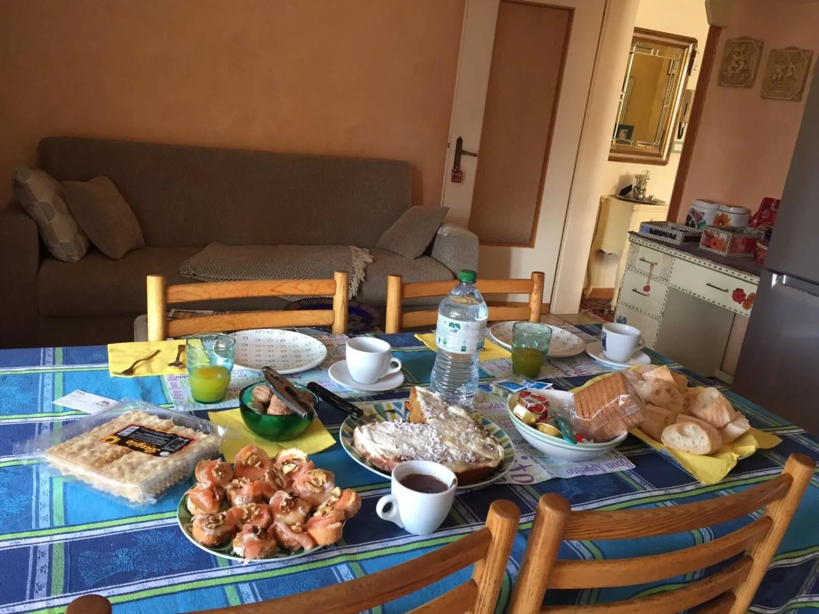 Italian breakfast in B & B Da Giusy