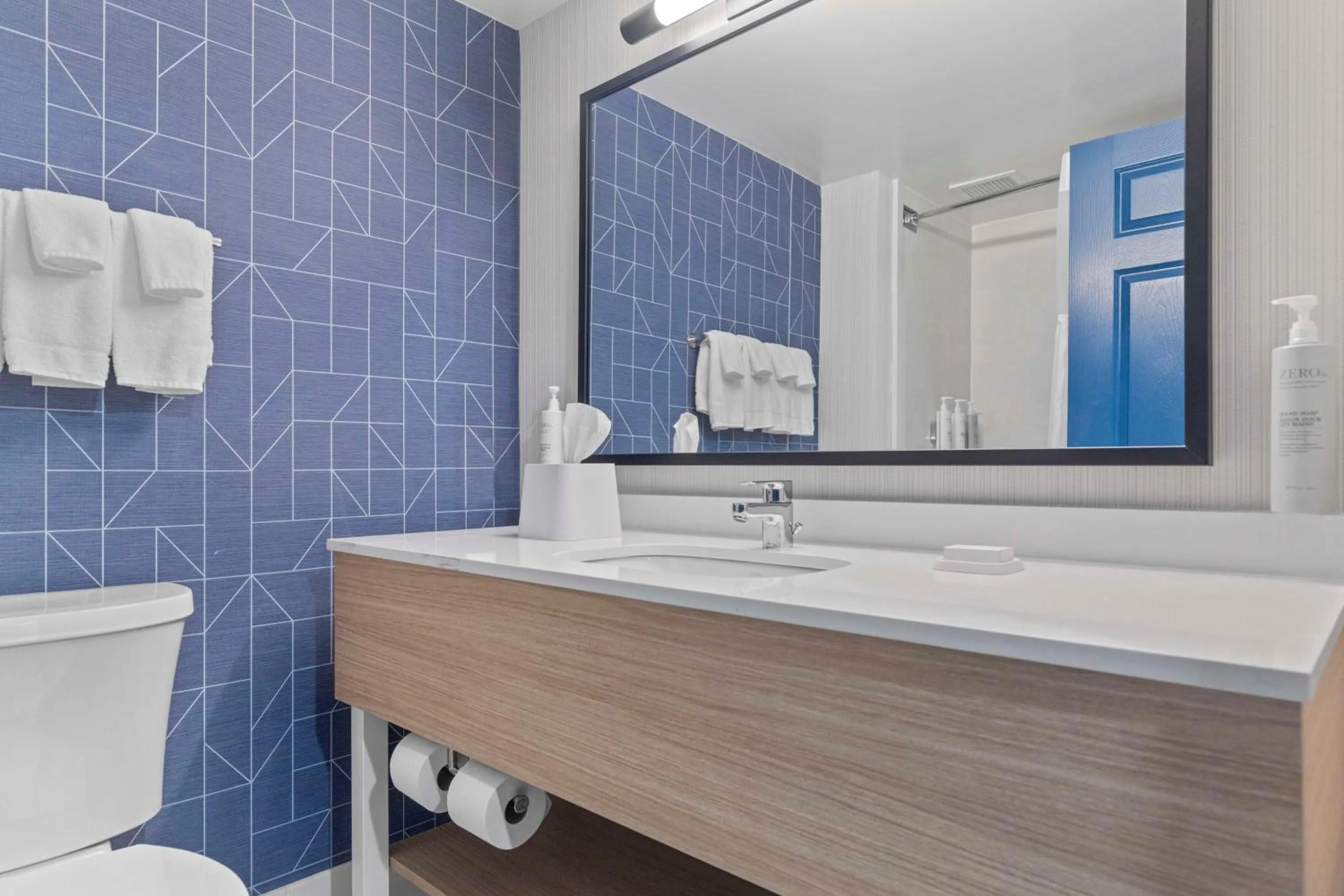 Bathroom in Spark By Hilton Greensboro