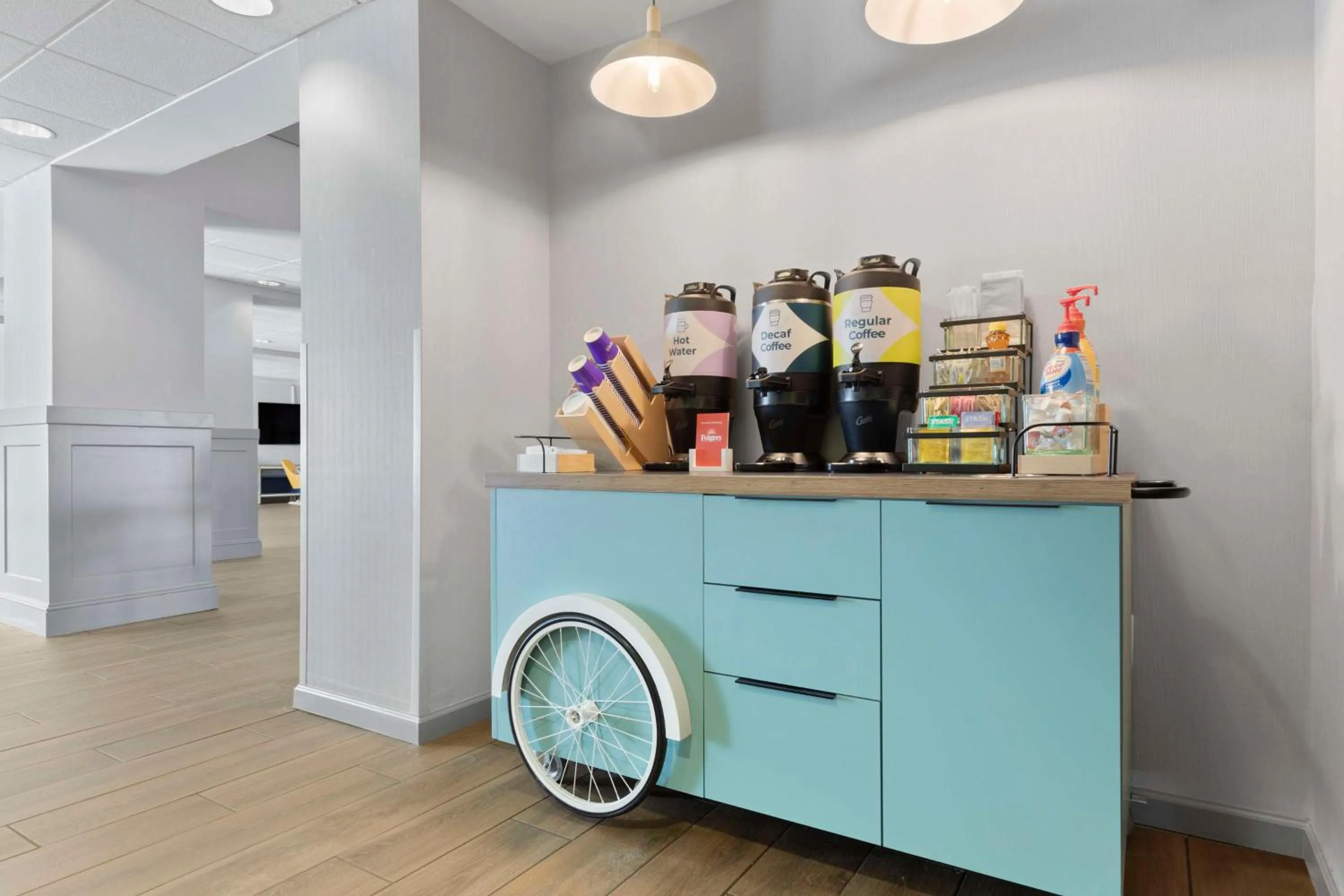 Dining area in Spark By Hilton Greensboro