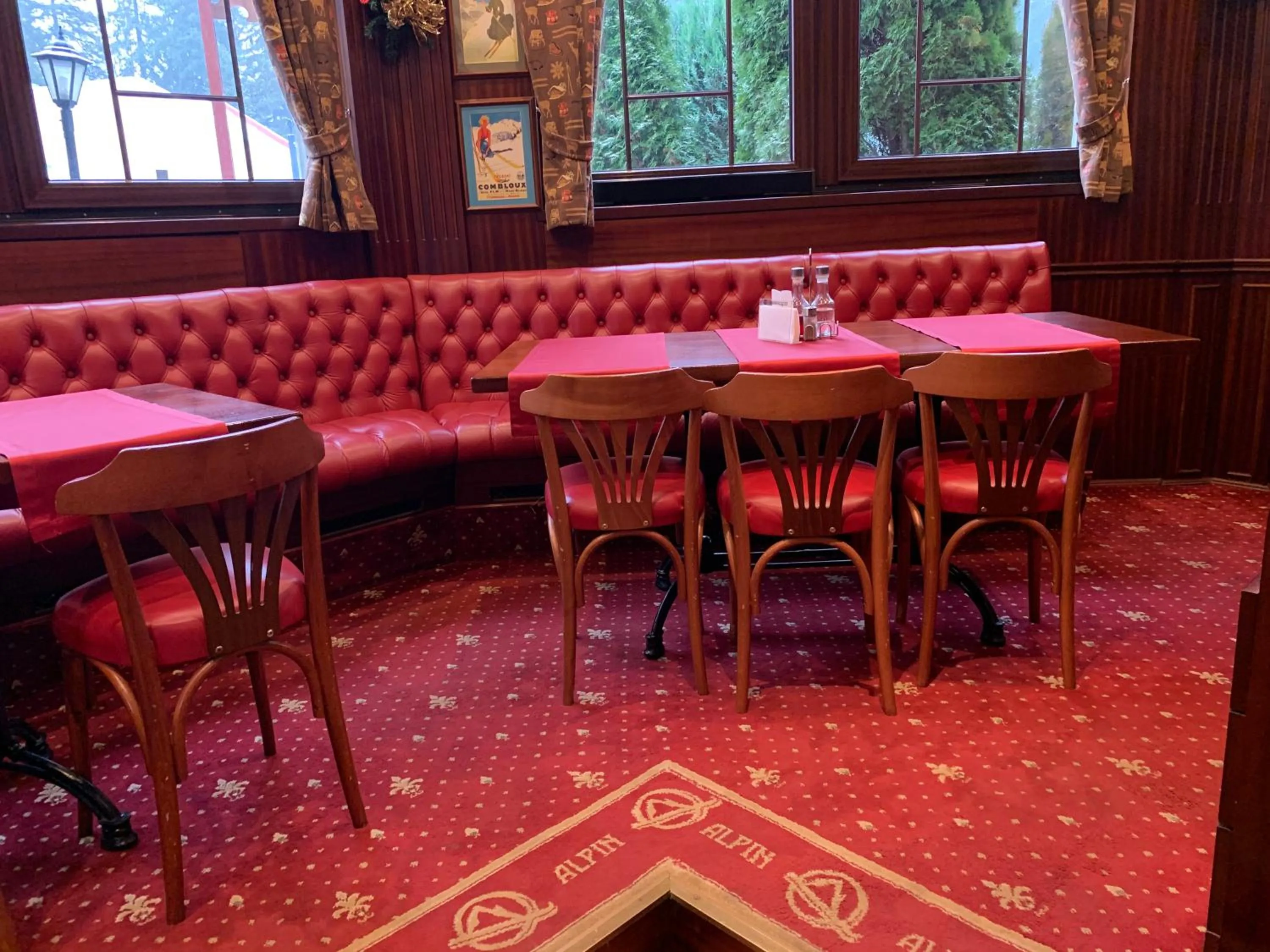 Restaurant/places to eat in Alpin Borovets, Алпин Боровец