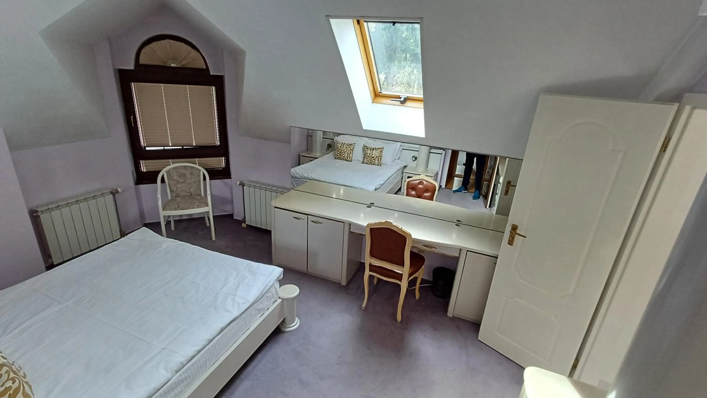 Two-Bedroom Apartment with Balcony in Alpin Borovets, Алпин Боровец