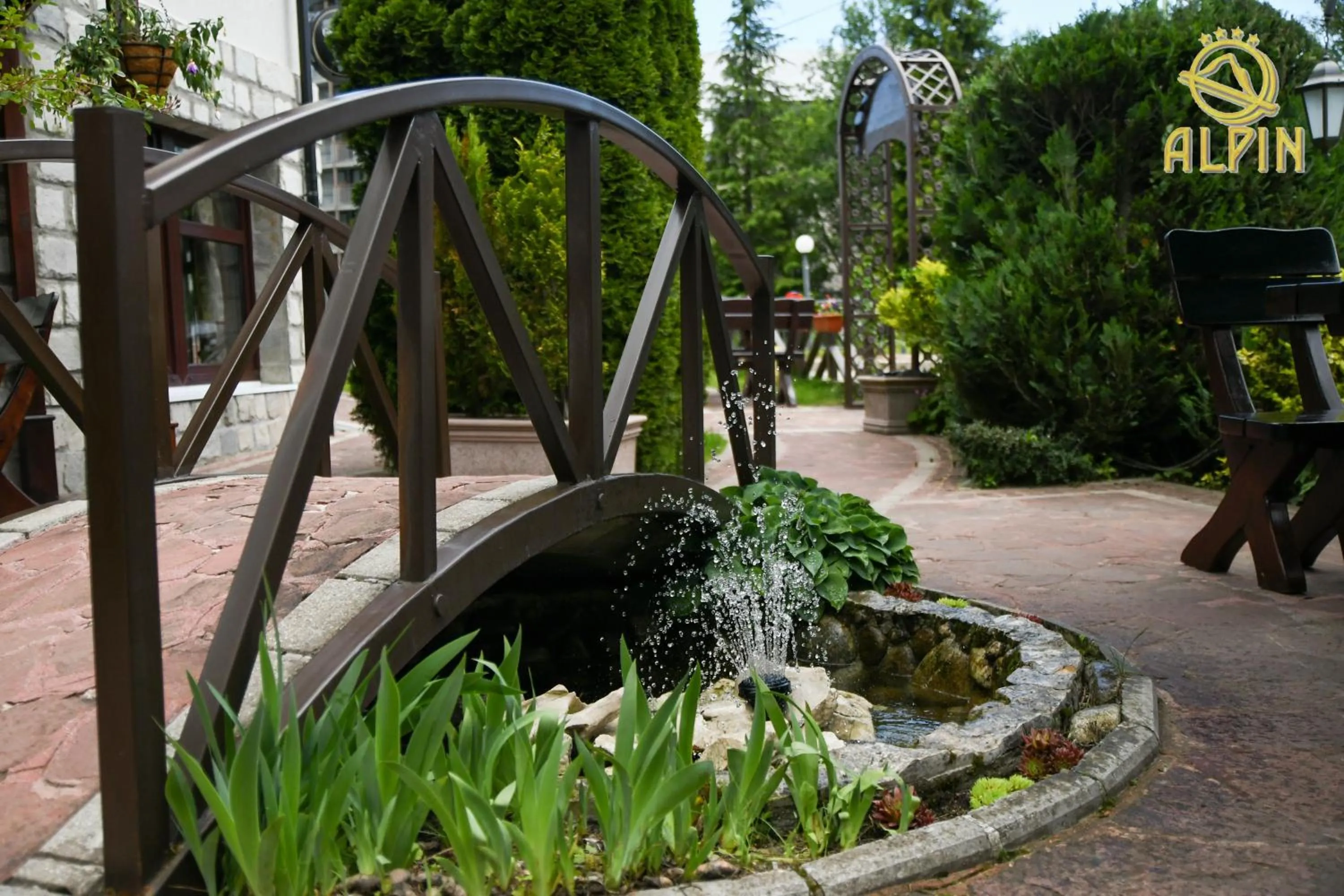 Restaurant/places to eat in Alpin Borovets, Алпин Боровец