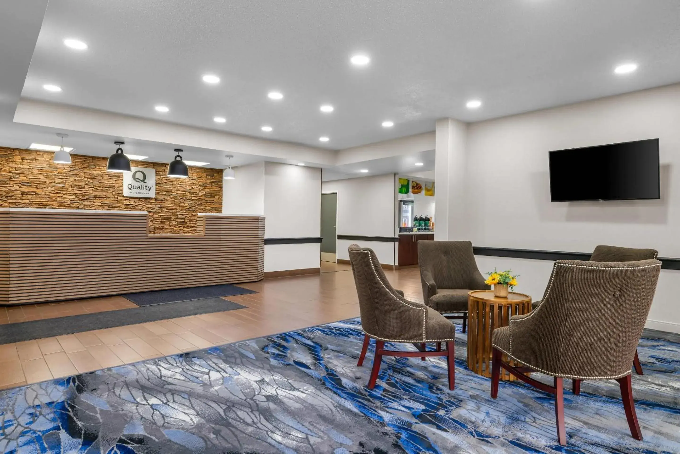 Lobby or reception in Quality Inn Brewerton - Syracuse Oneida Lake Area Lobby or reception in Quality Inn Brewerton - Syracuse Oneida Lake Area