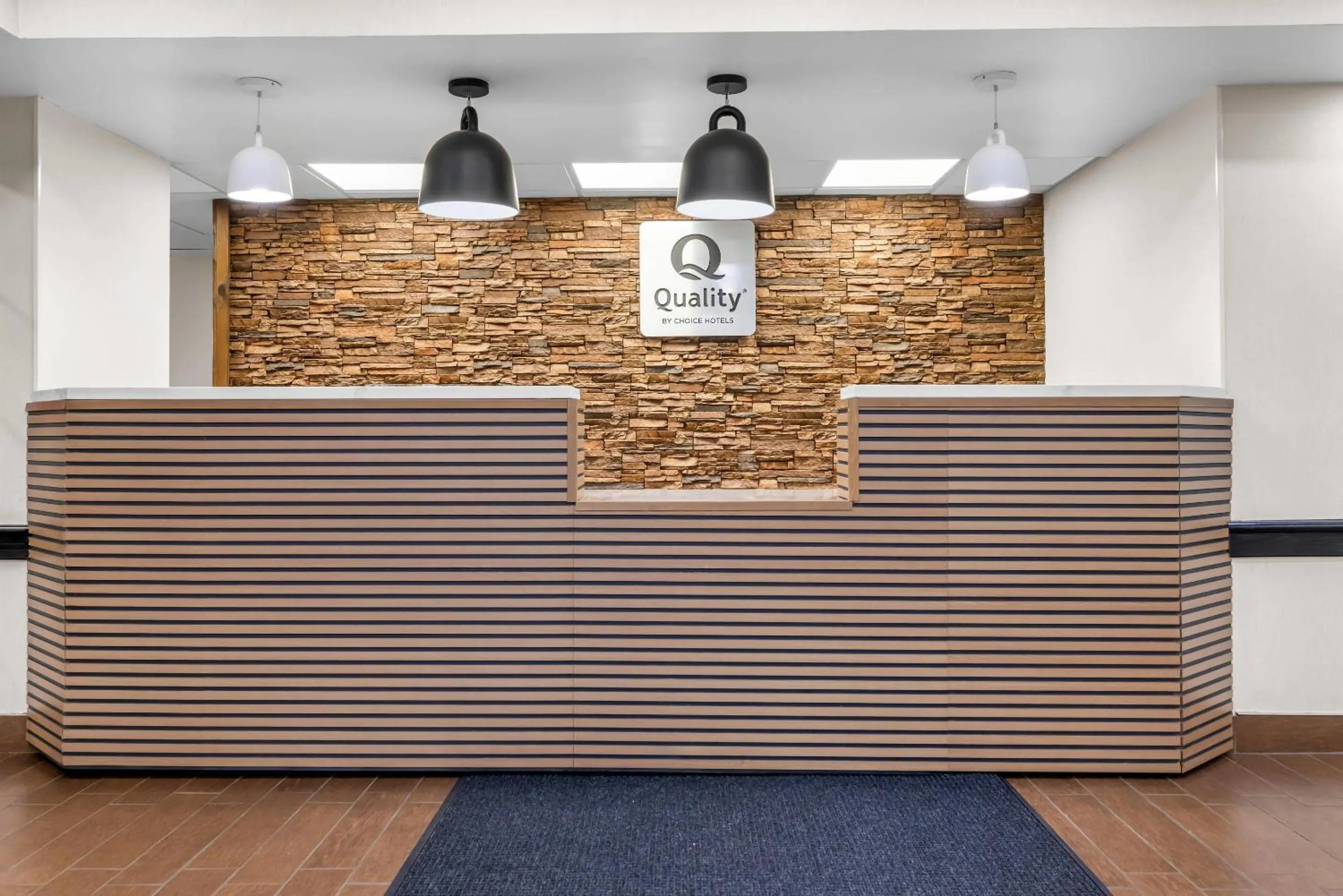 Lobby or reception in Quality Inn Brewerton - Syracuse Oneida Lake Area