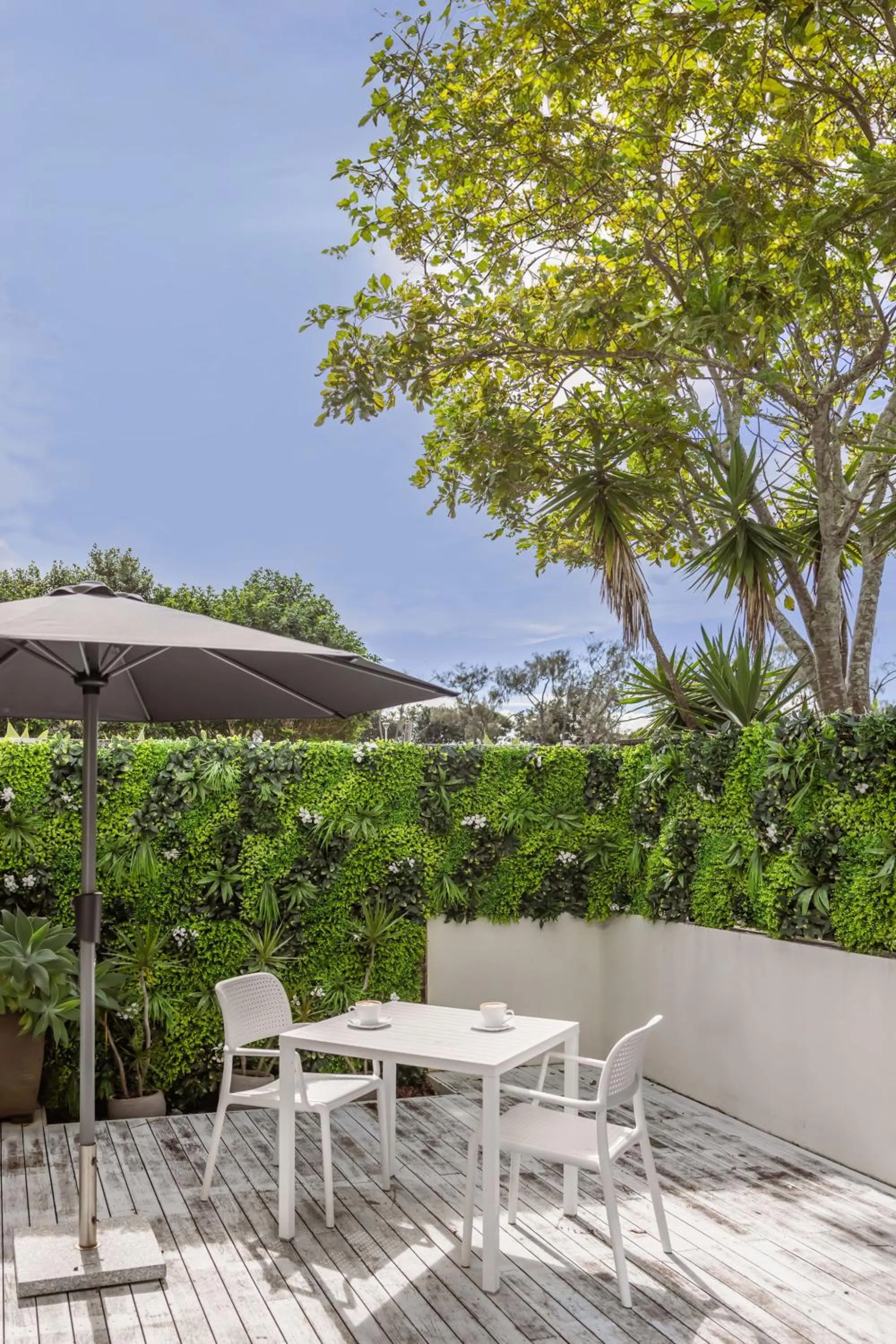 BBQ facilities in Waves Byron Bay