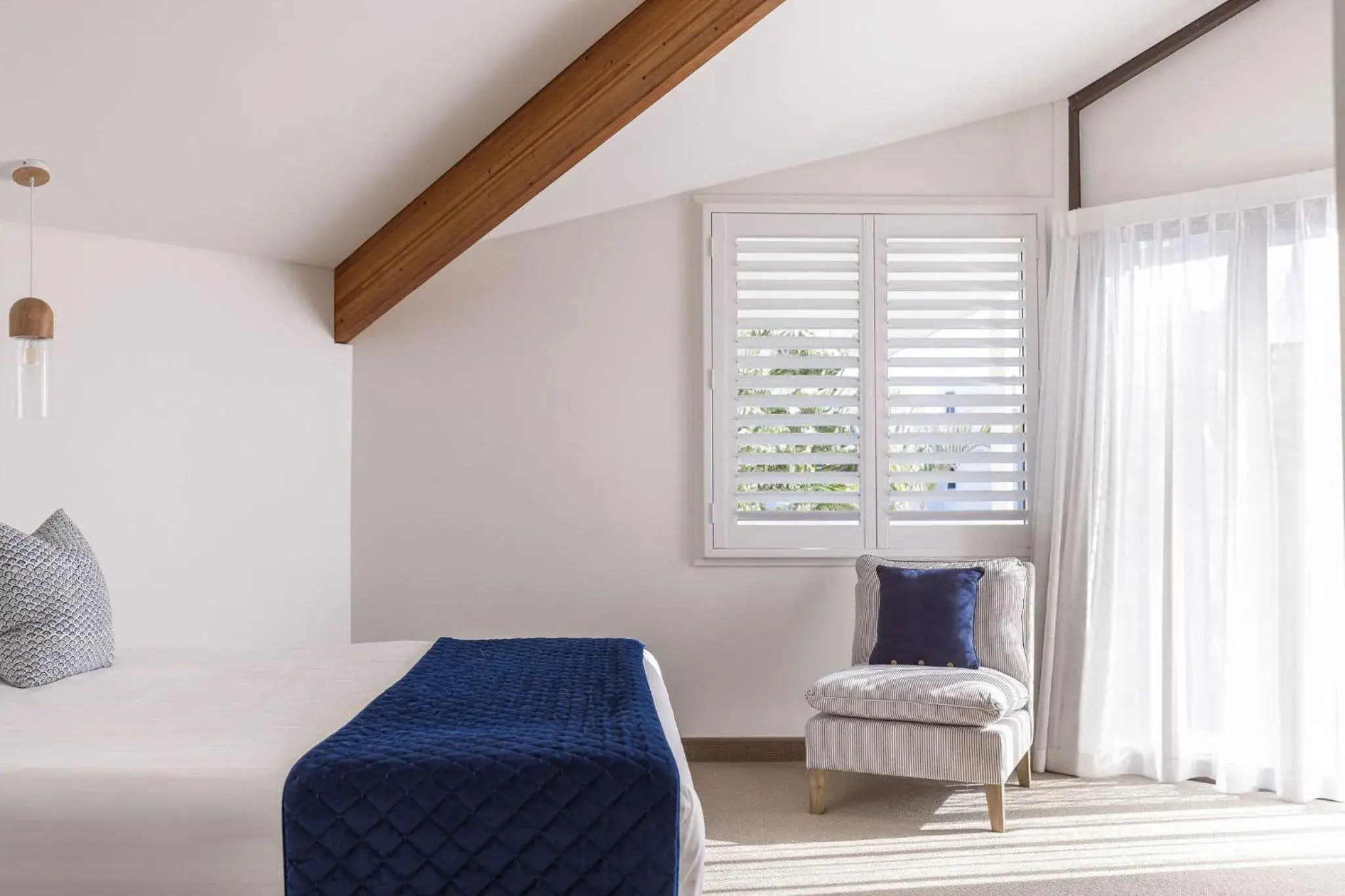 Bed in Waves Byron Bay Bed in Waves Byron Bay