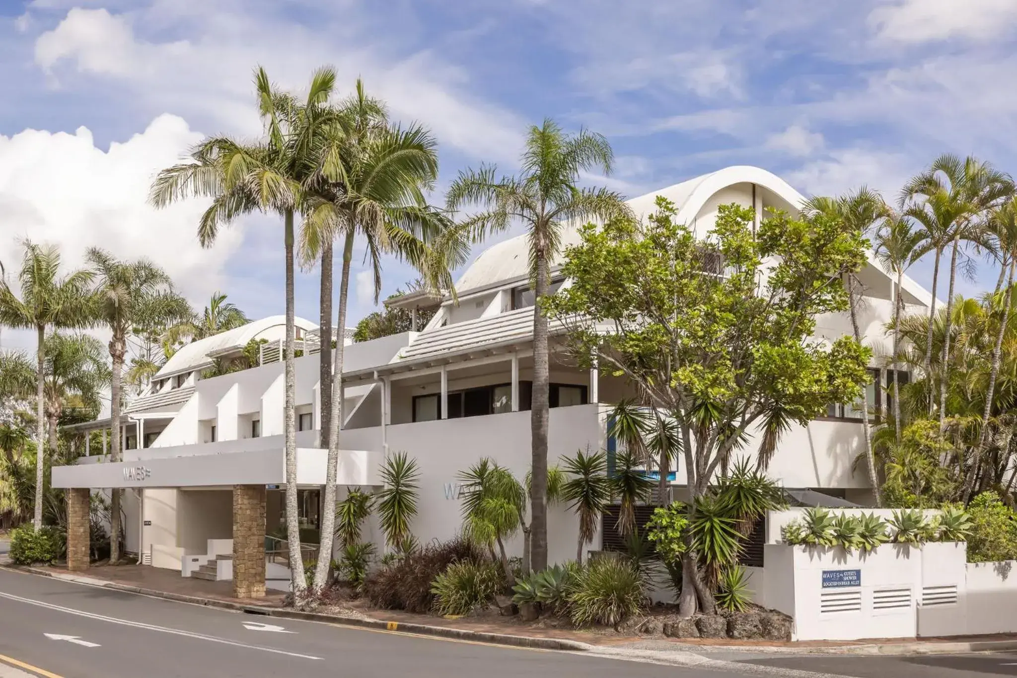 Property building in Waves Byron Bay Property building in Waves Byron Bay