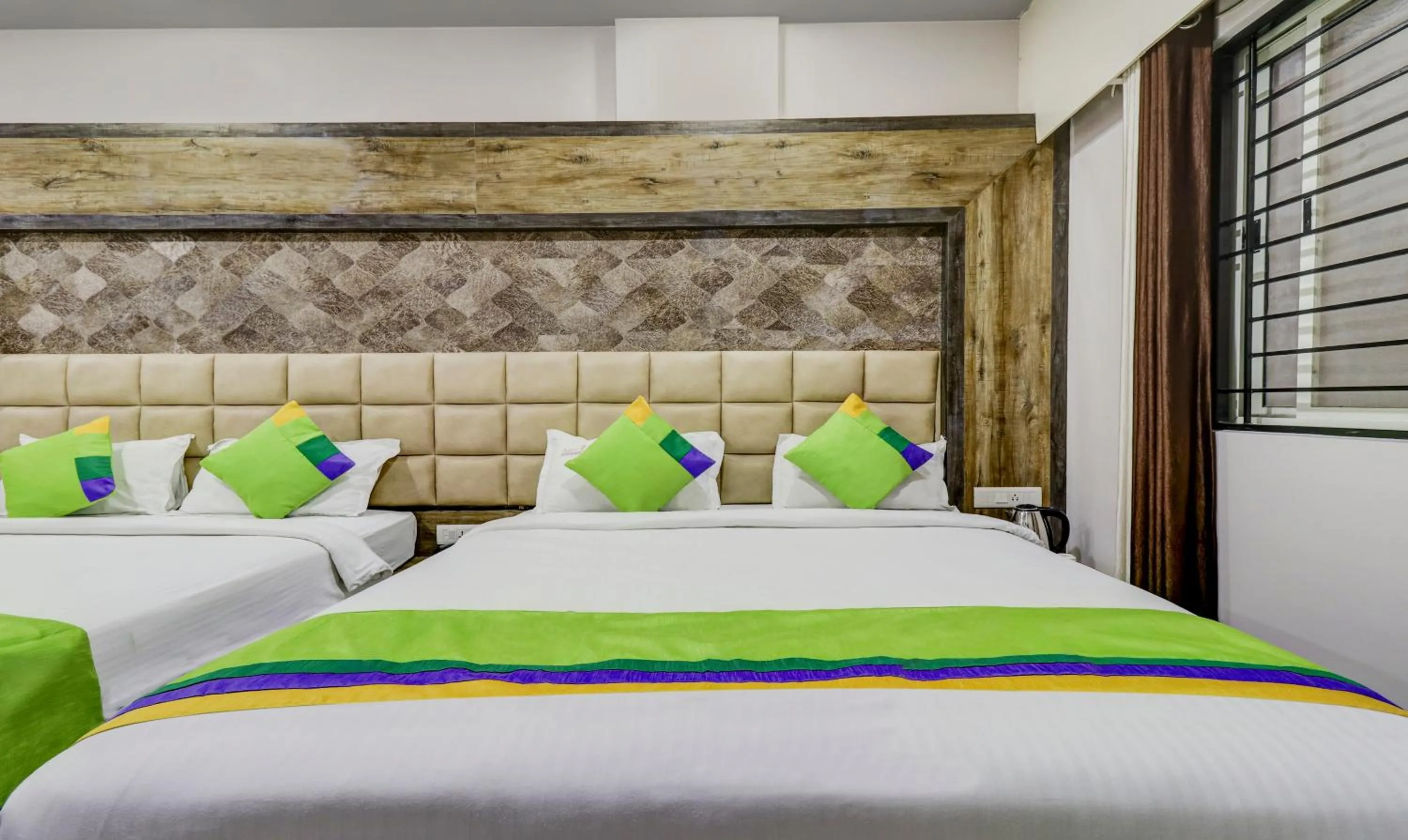 Bedroom, Bed in Treebo Sahara Suites 750 M From St Johns Medical College And Hospital