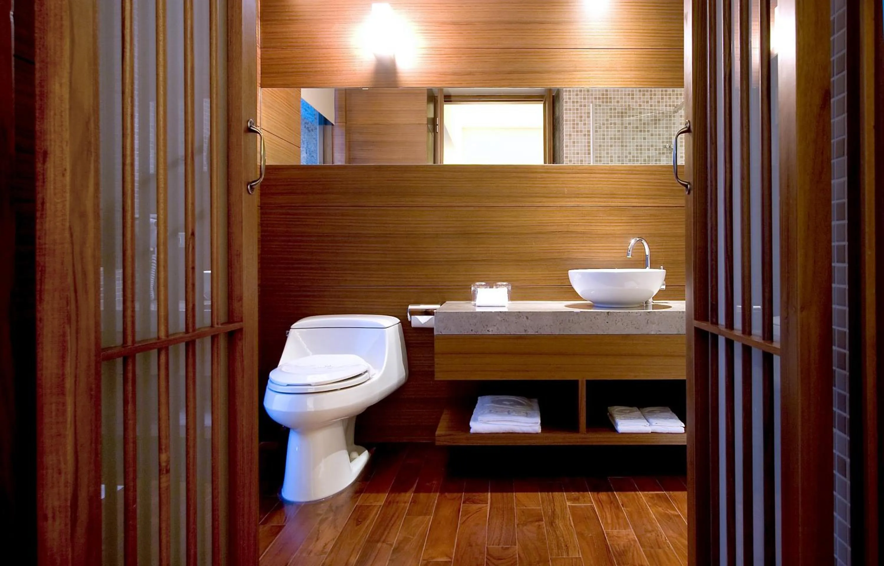 Toilet in Fu Lyu Inn