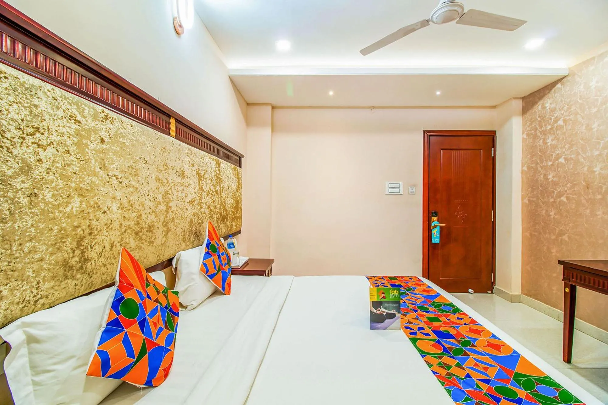 Bed in FabHotel Eleven Heights