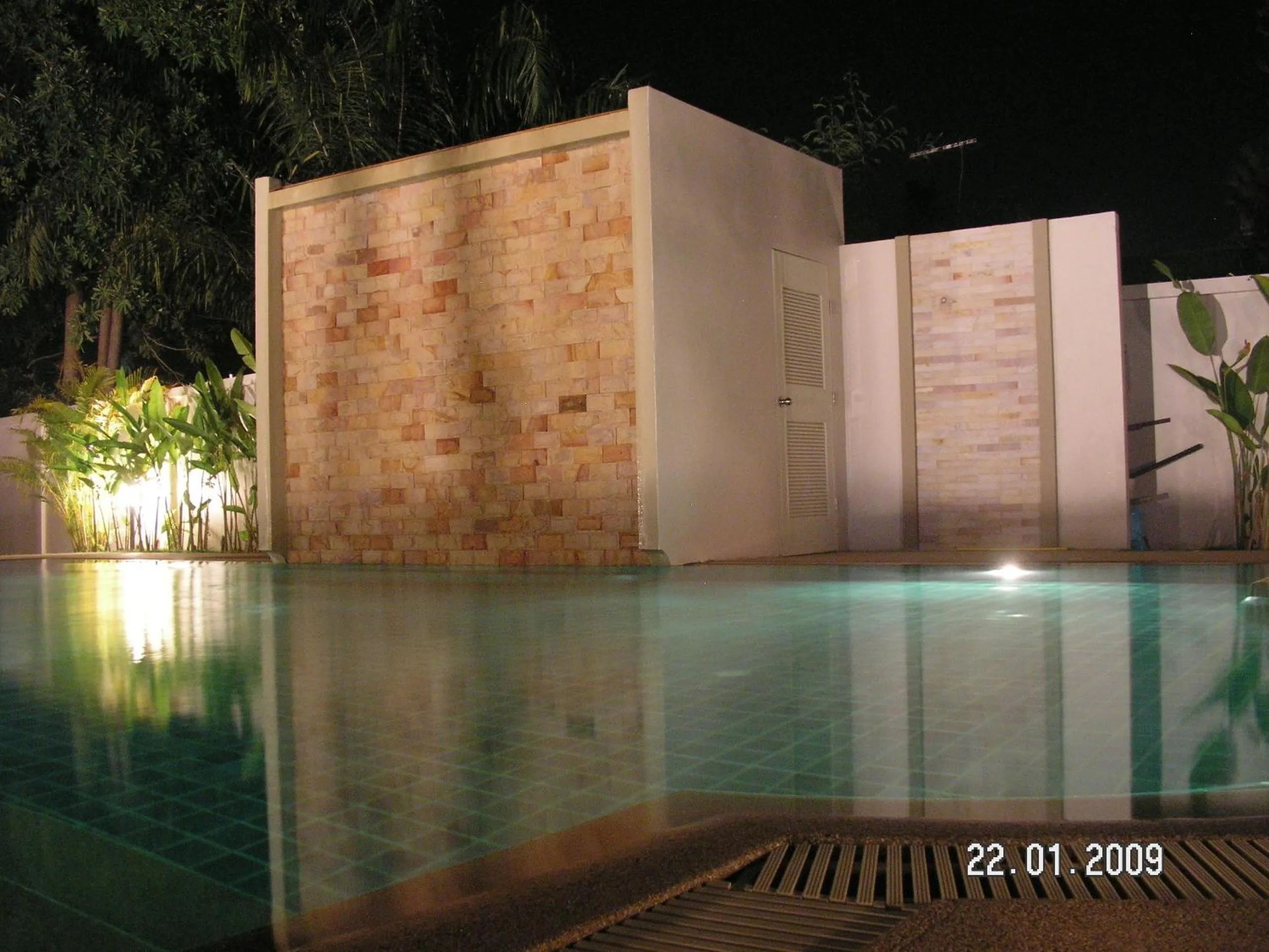 Night in Babylon Pool Villas