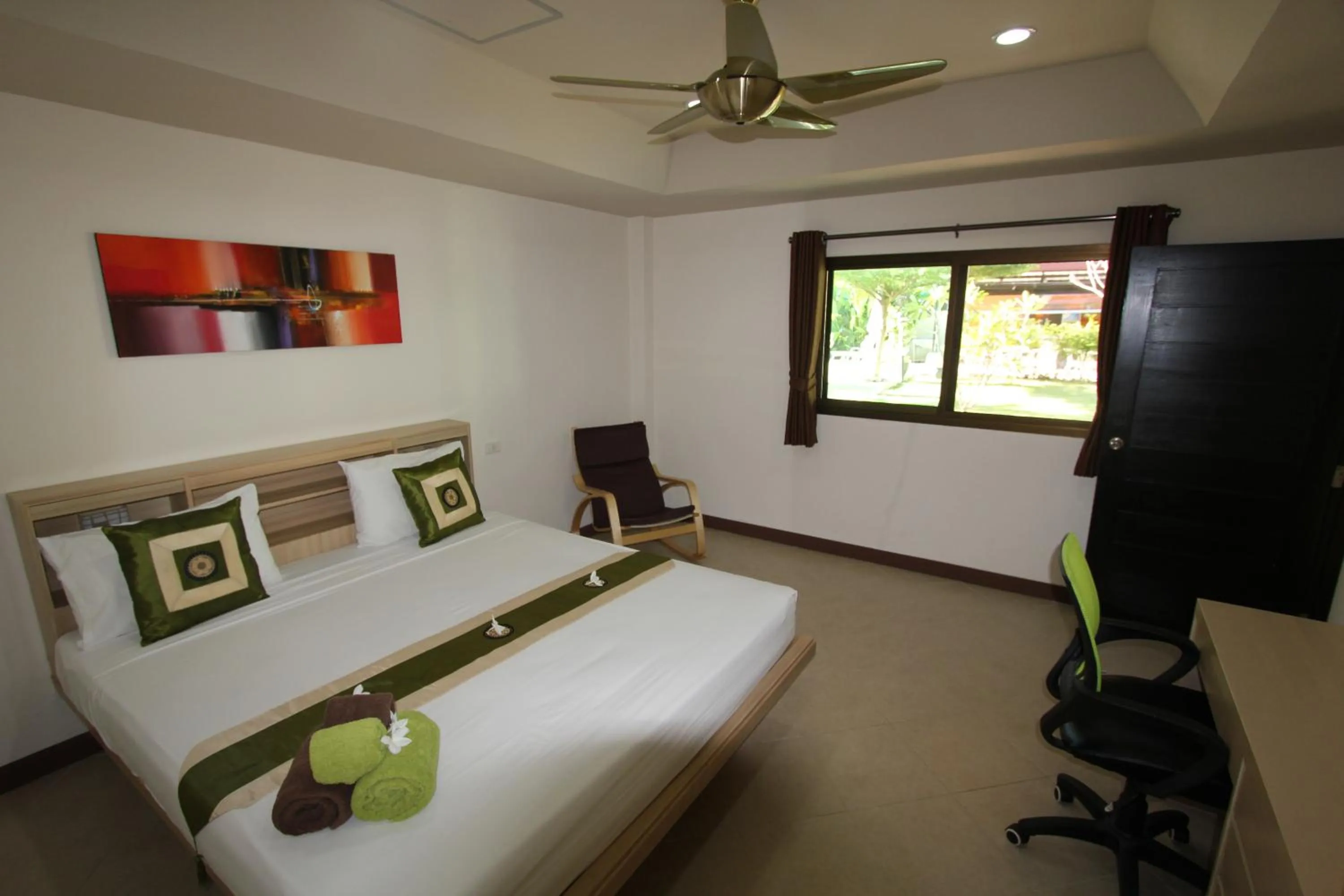 Bedroom, Bed in Babylon Pool Villas