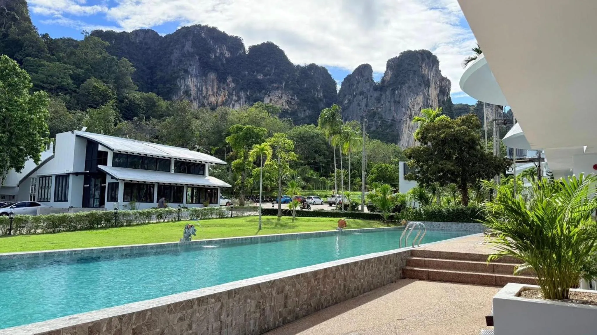 Property building in Arawan Beach Resort Krabi