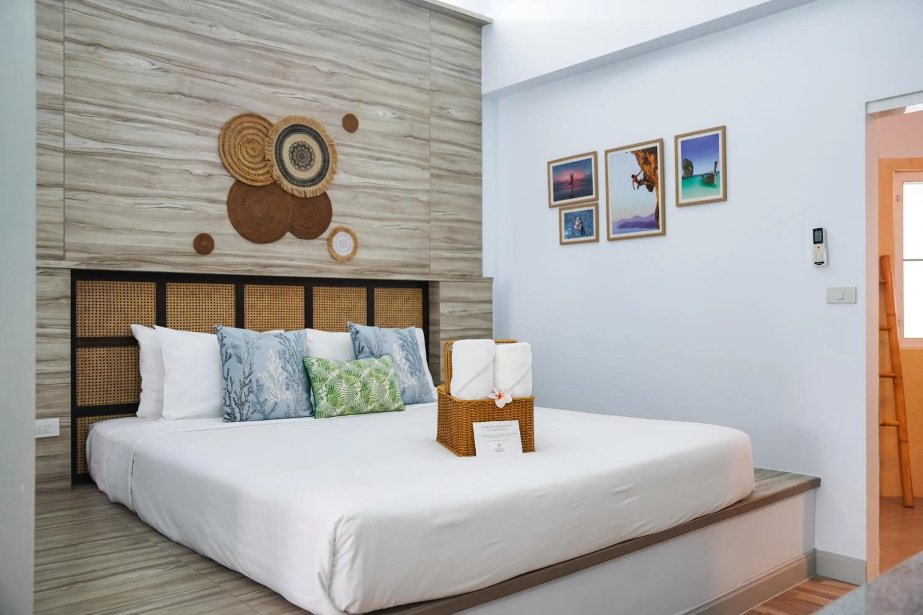 Bed in Arawan Beach Resort Krabi