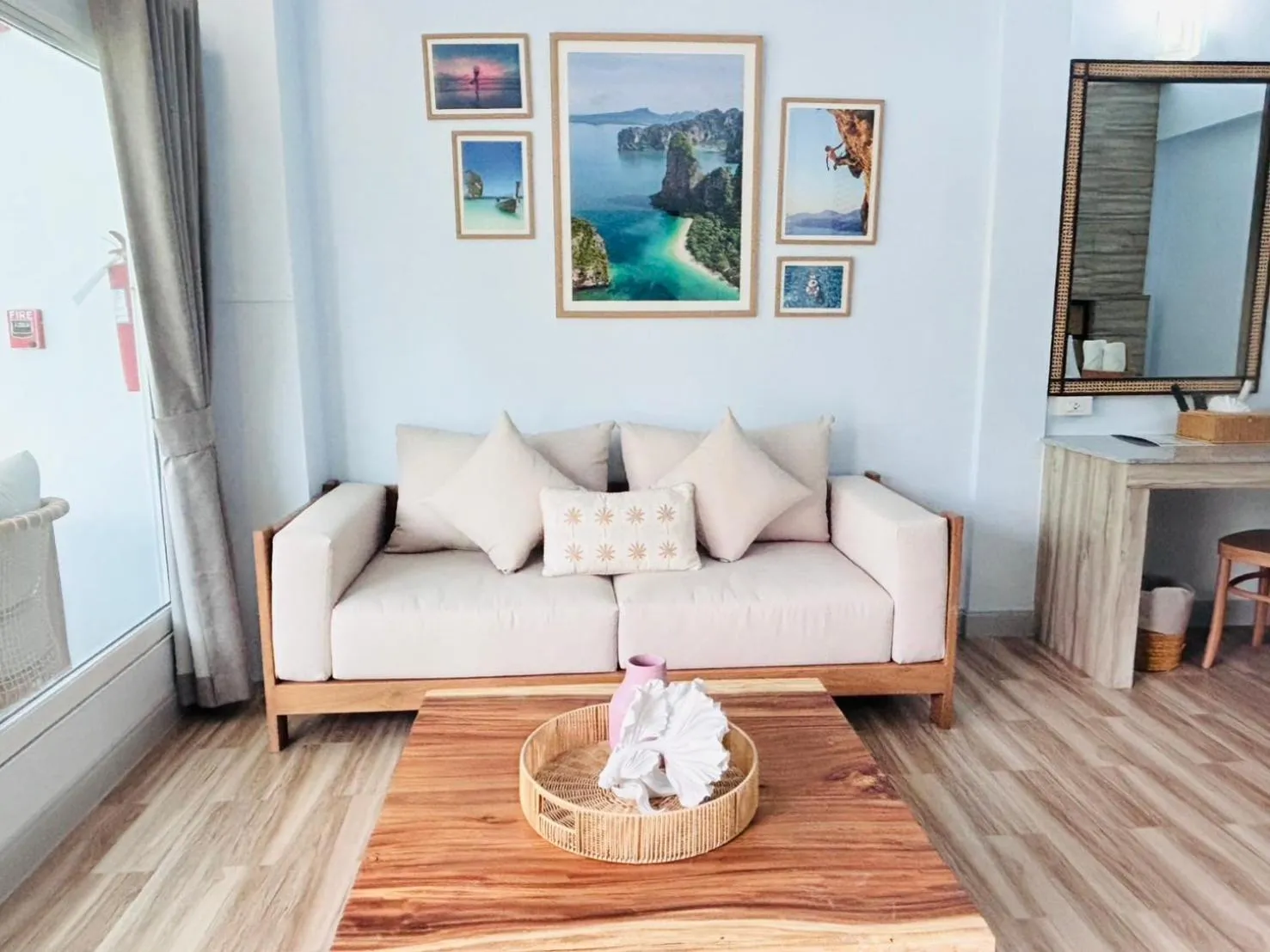 Living room in Arawan Beach Resort Krabi