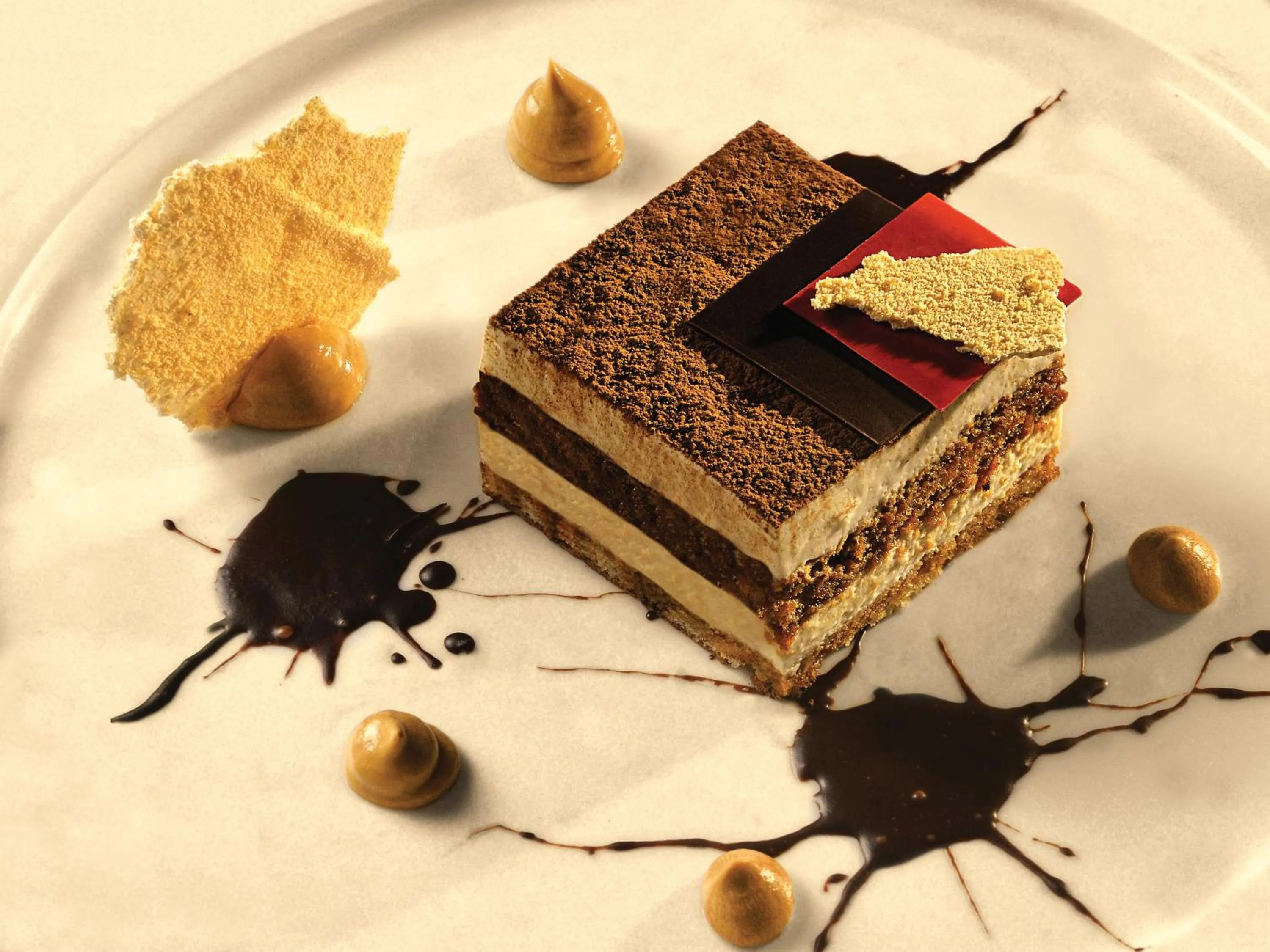 Restaurant/places to eat in Le Meridien Gurgaon, Delhi NCR