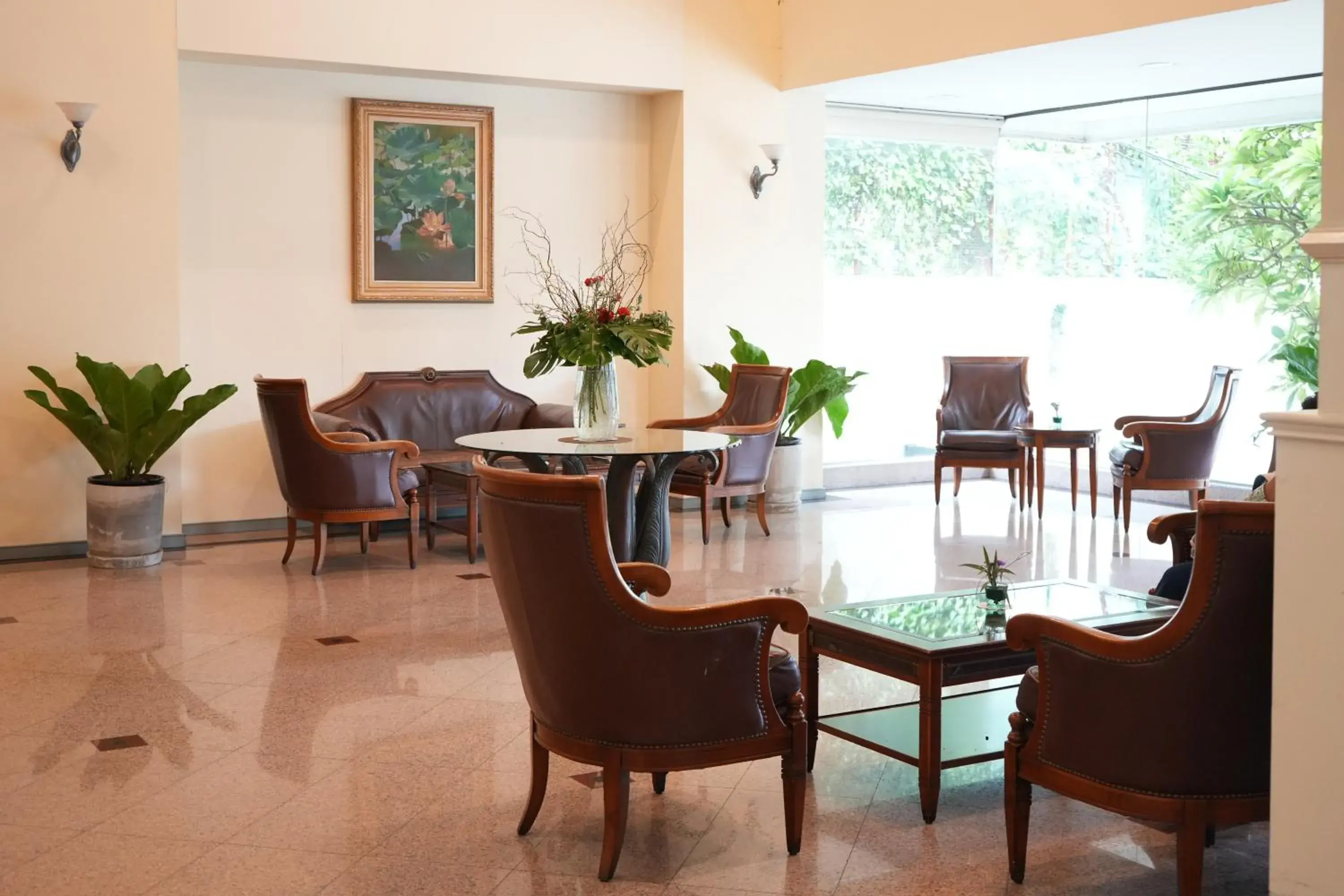 Lobby or reception in Royal Suite Hotel Bangkok Lobby or reception in Royal Suite Hotel Bangkok