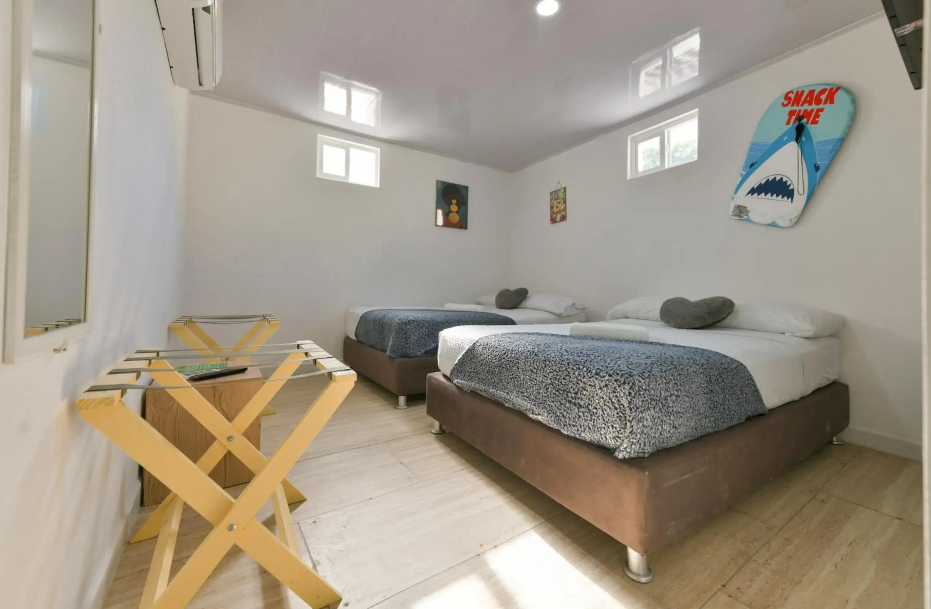 Family Room with Private Bathroom in Hotel Las Lunas Family Room with Private Bathroom in Hotel Las Lunas