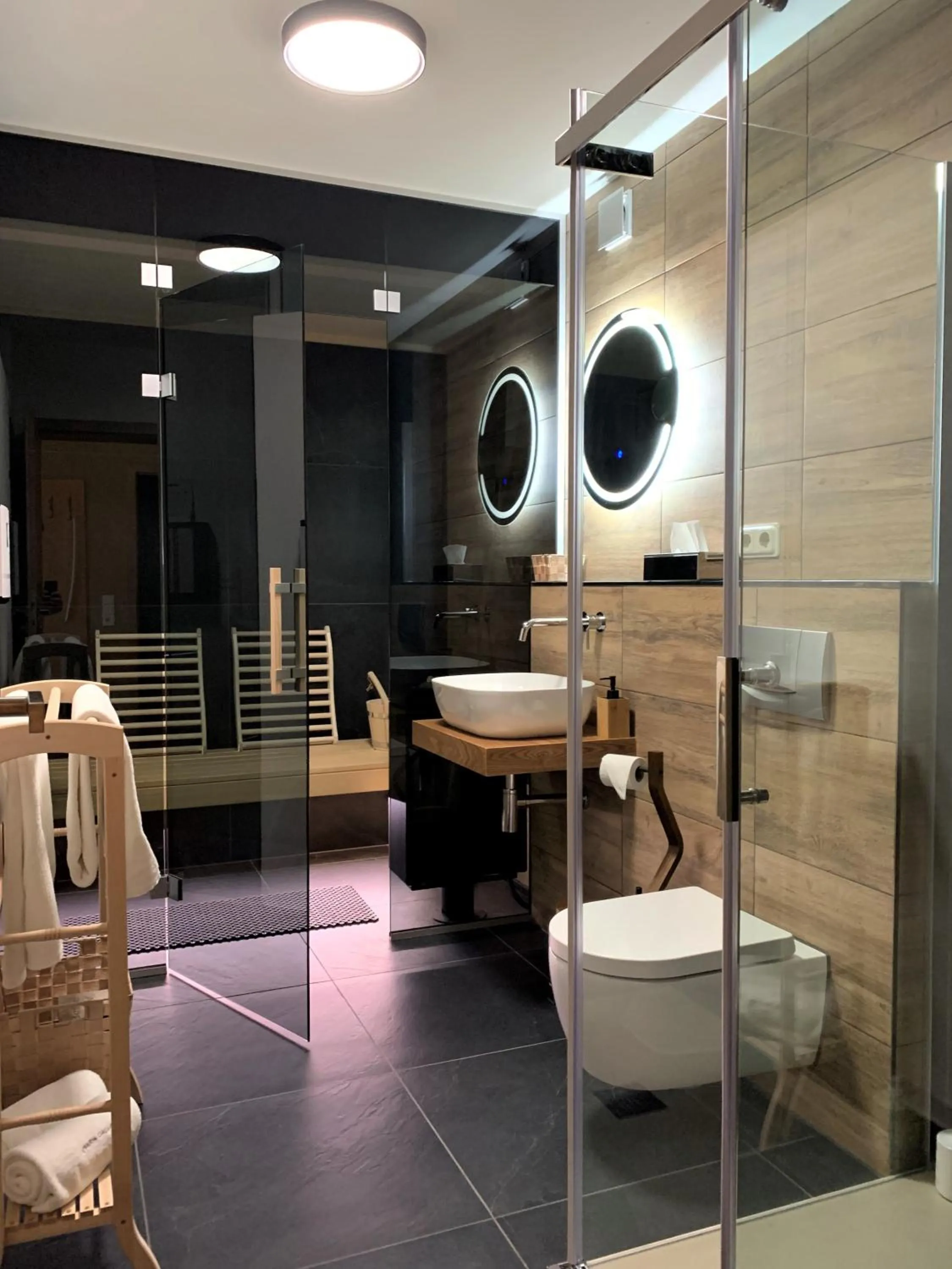 Toilet in Das Landhaus