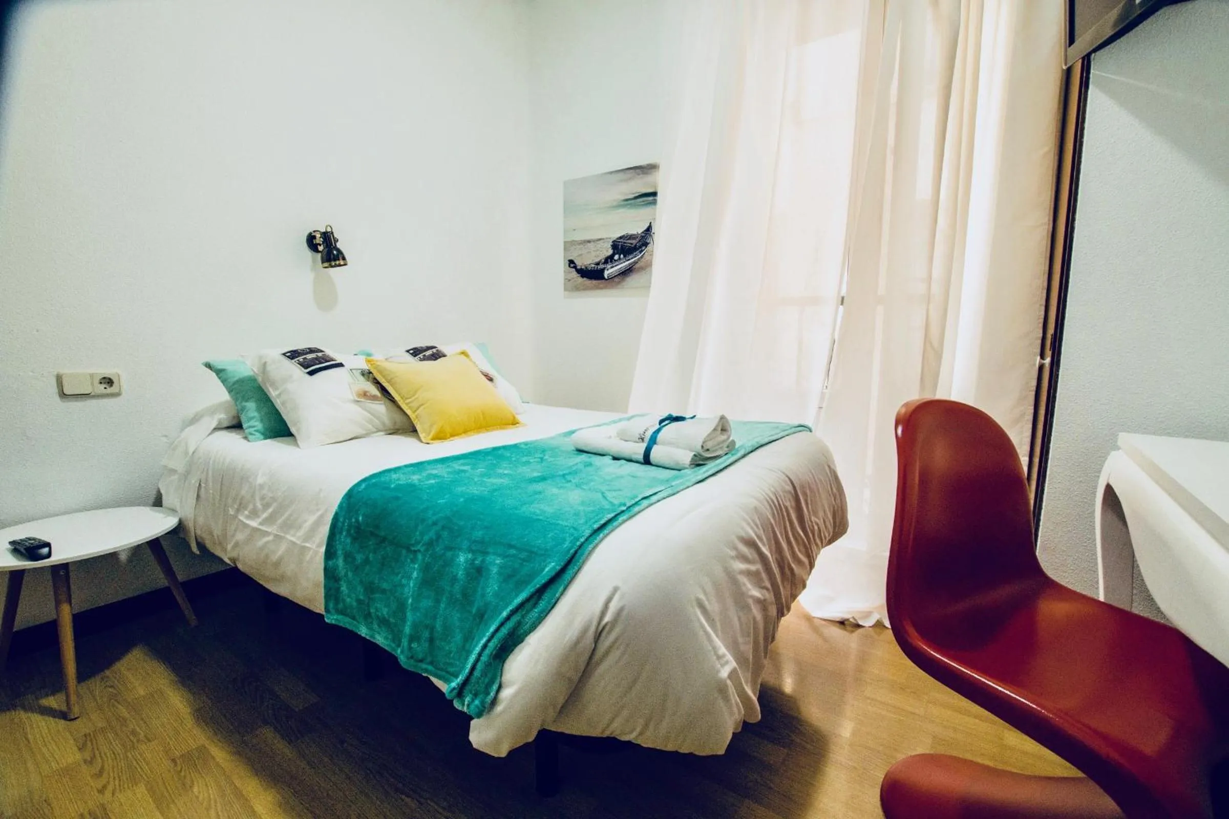 Bedroom, Bed in Vázquez de Mella Gran Vía