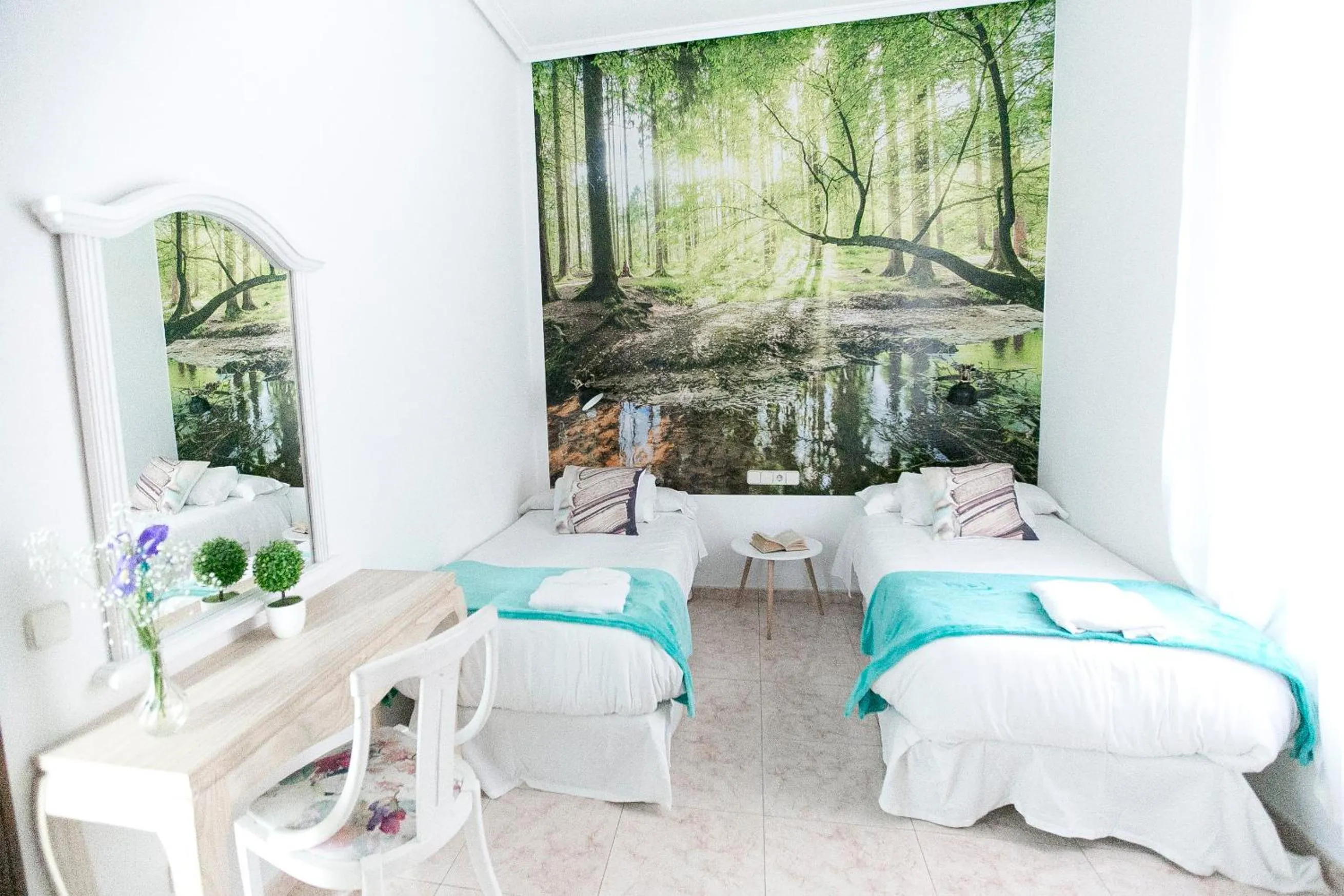 Bedroom, Bed in Vázquez de Mella Gran Vía