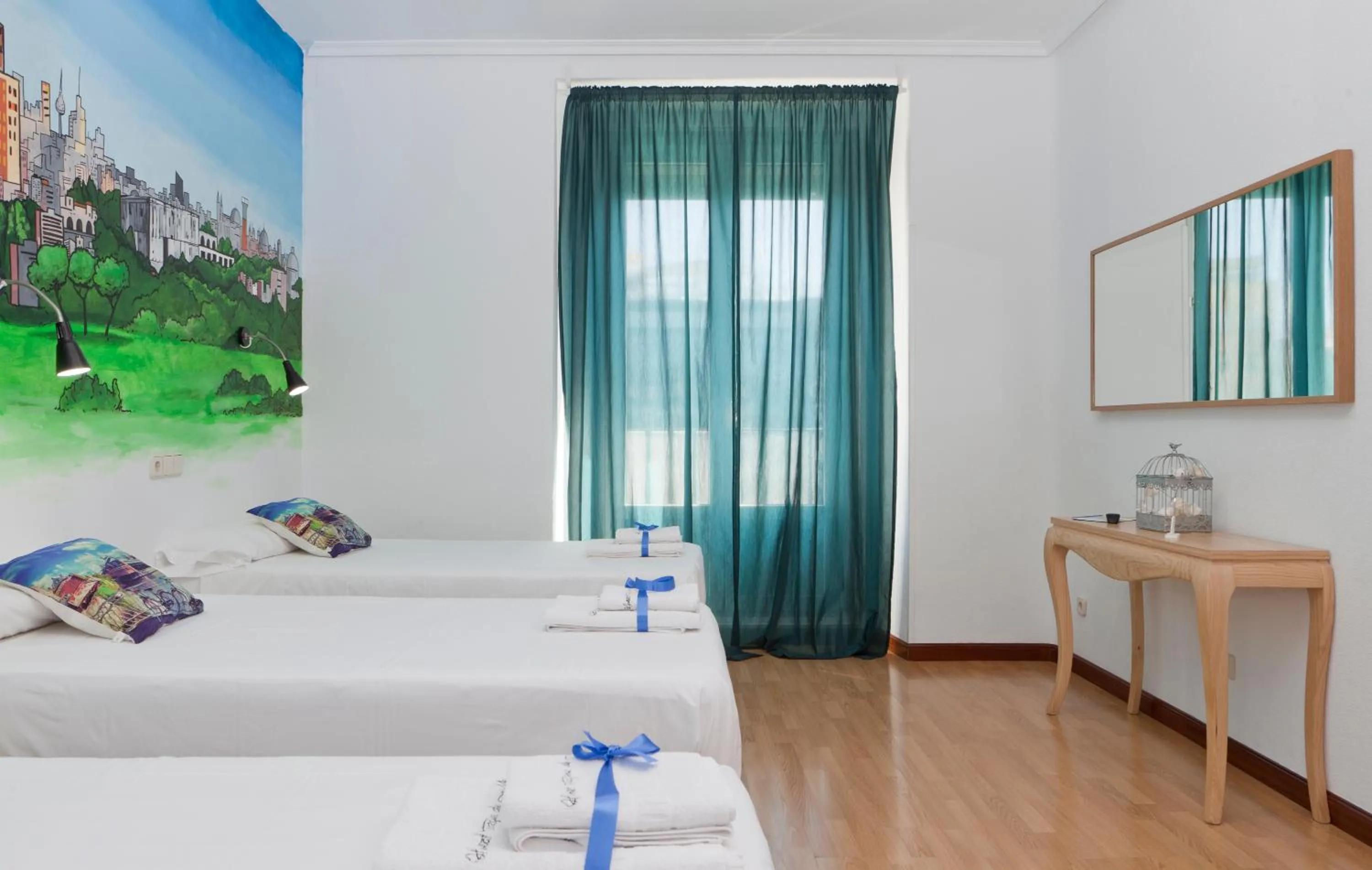 Balcony/Terrace, Bed in Vázquez de Mella Gran Vía