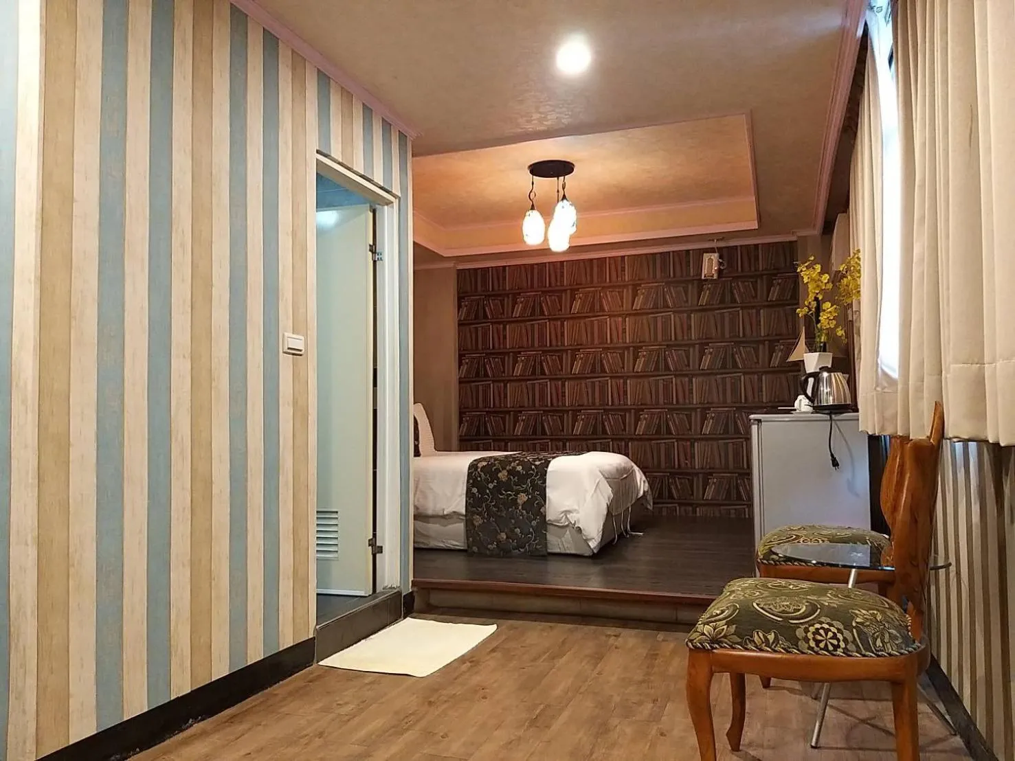 Living room, Bed in Guan Lun Hotel