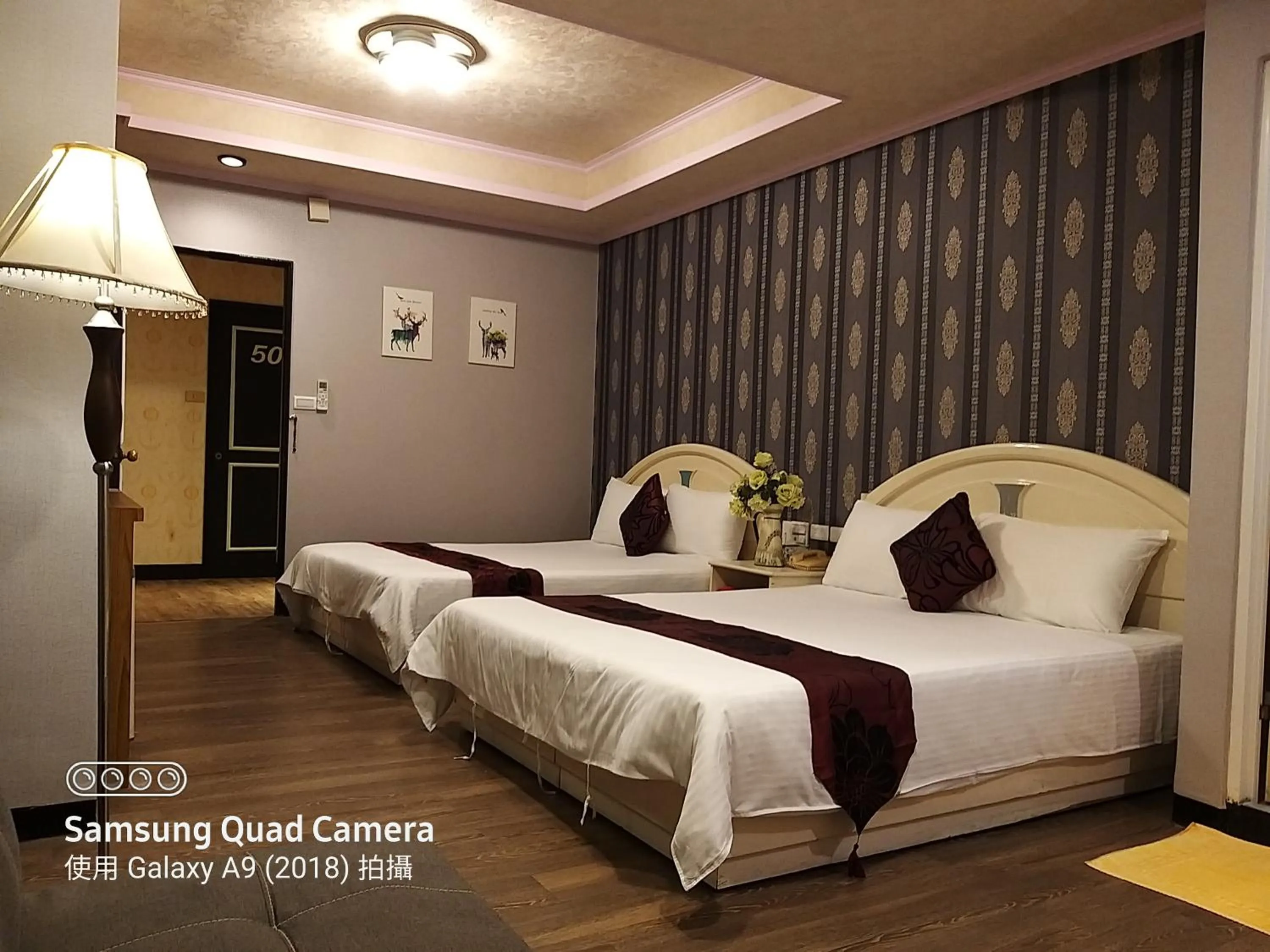 Photo of the whole room, Bed in Guan Lun Hotel