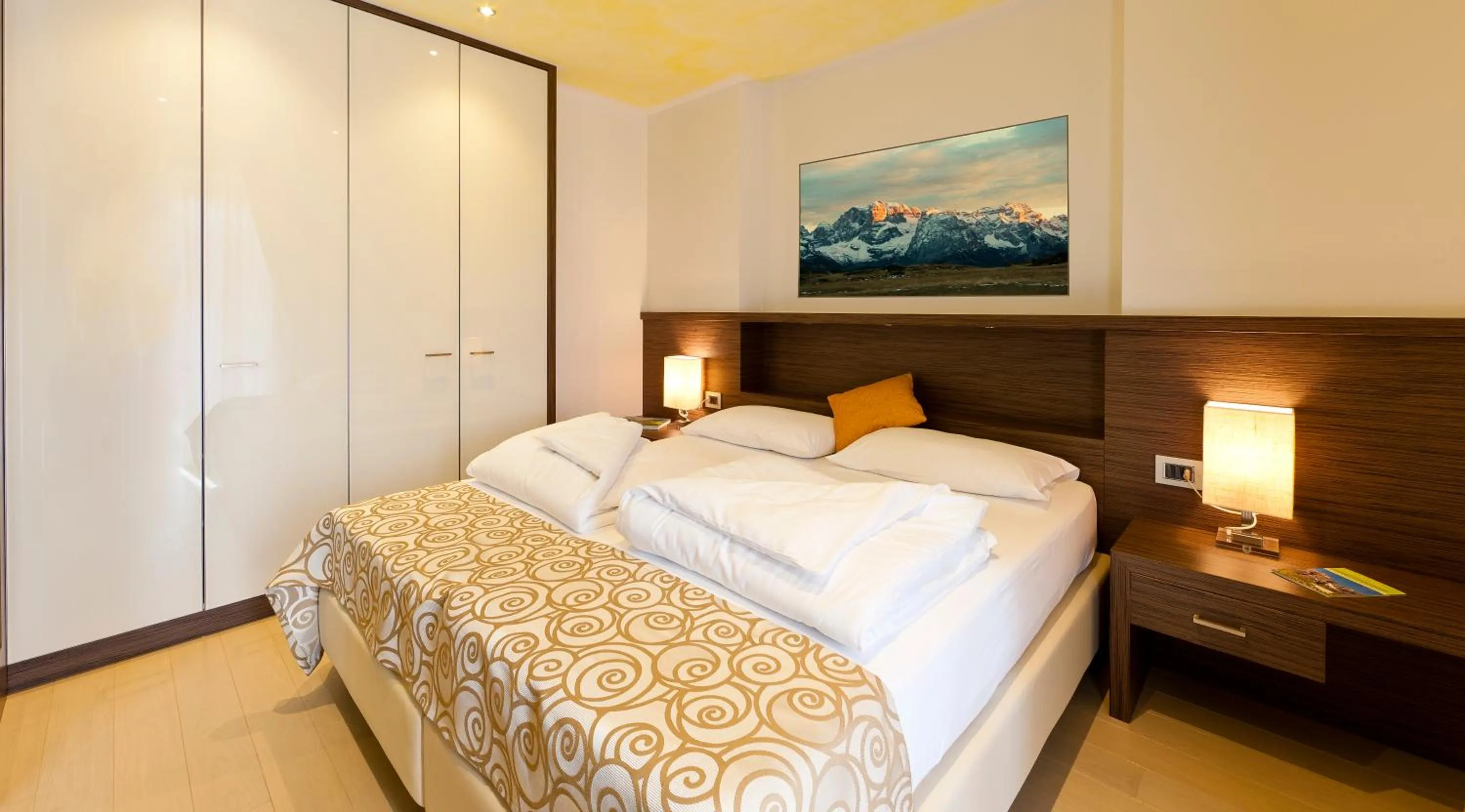 Bed in Family Hotel Serena