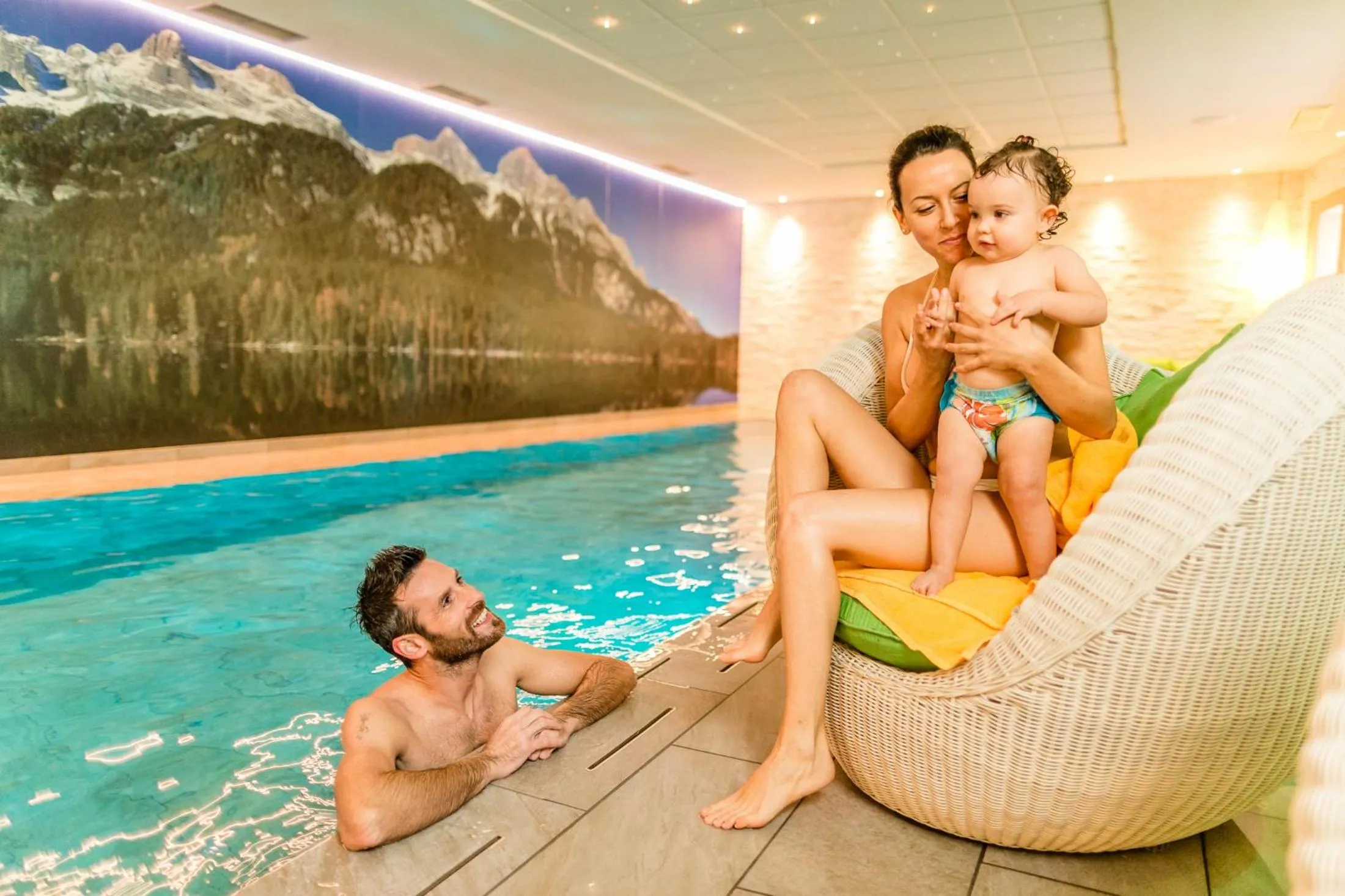 Swimming pool in Family Hotel Serena