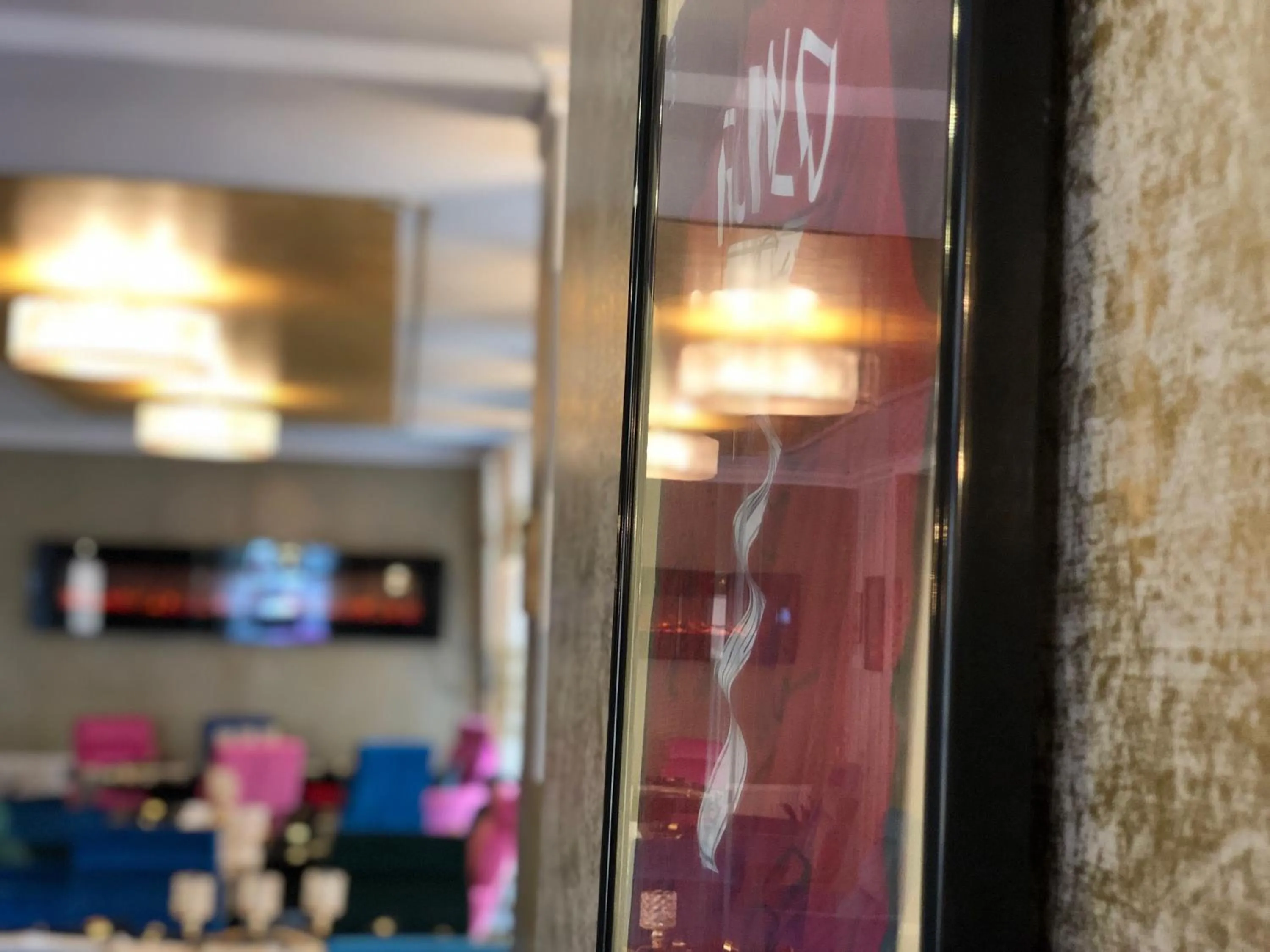 Restaurant/places to eat in Hotel Maison LeMi