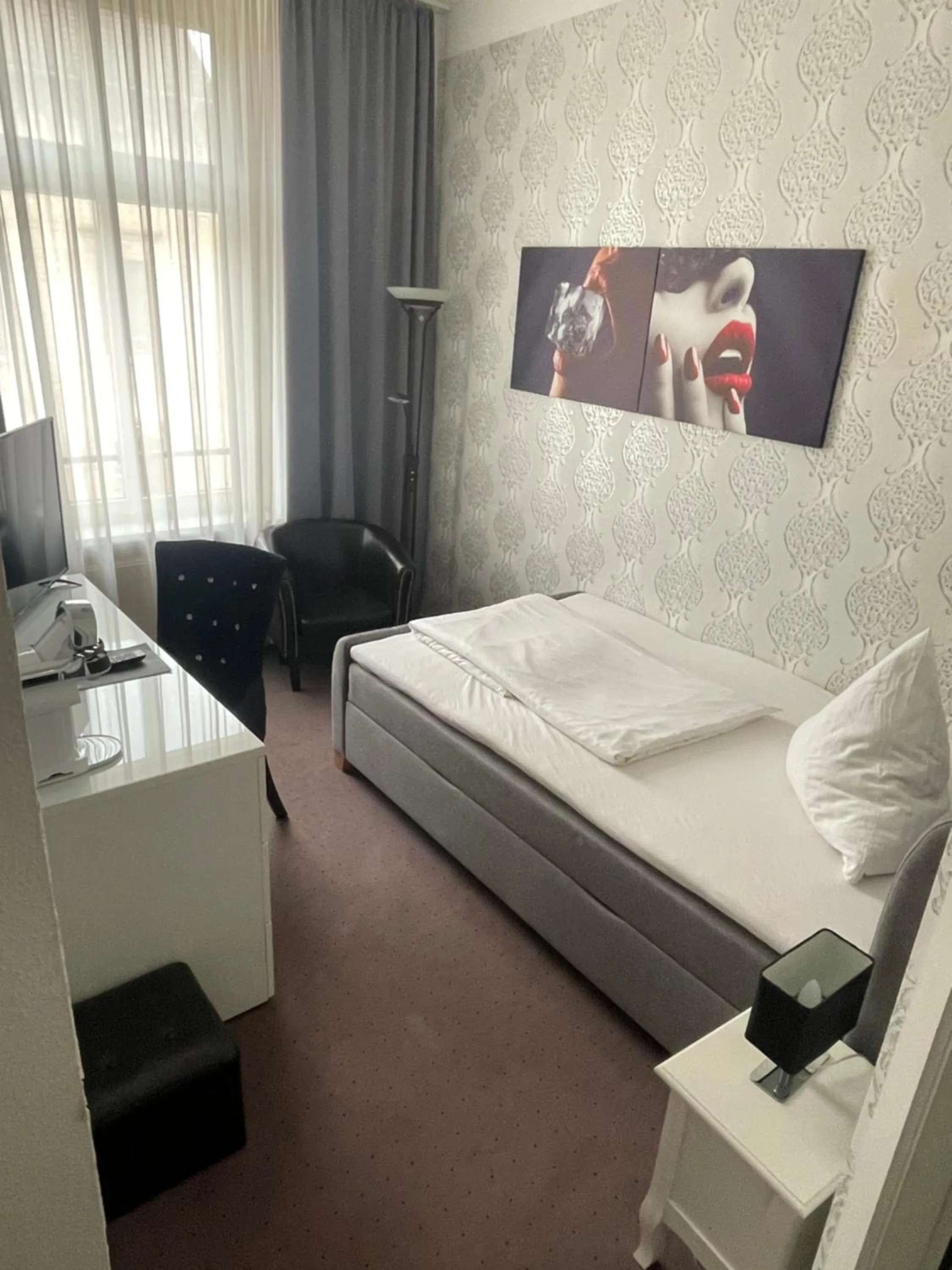 Bed in Hotel Maison LeMi