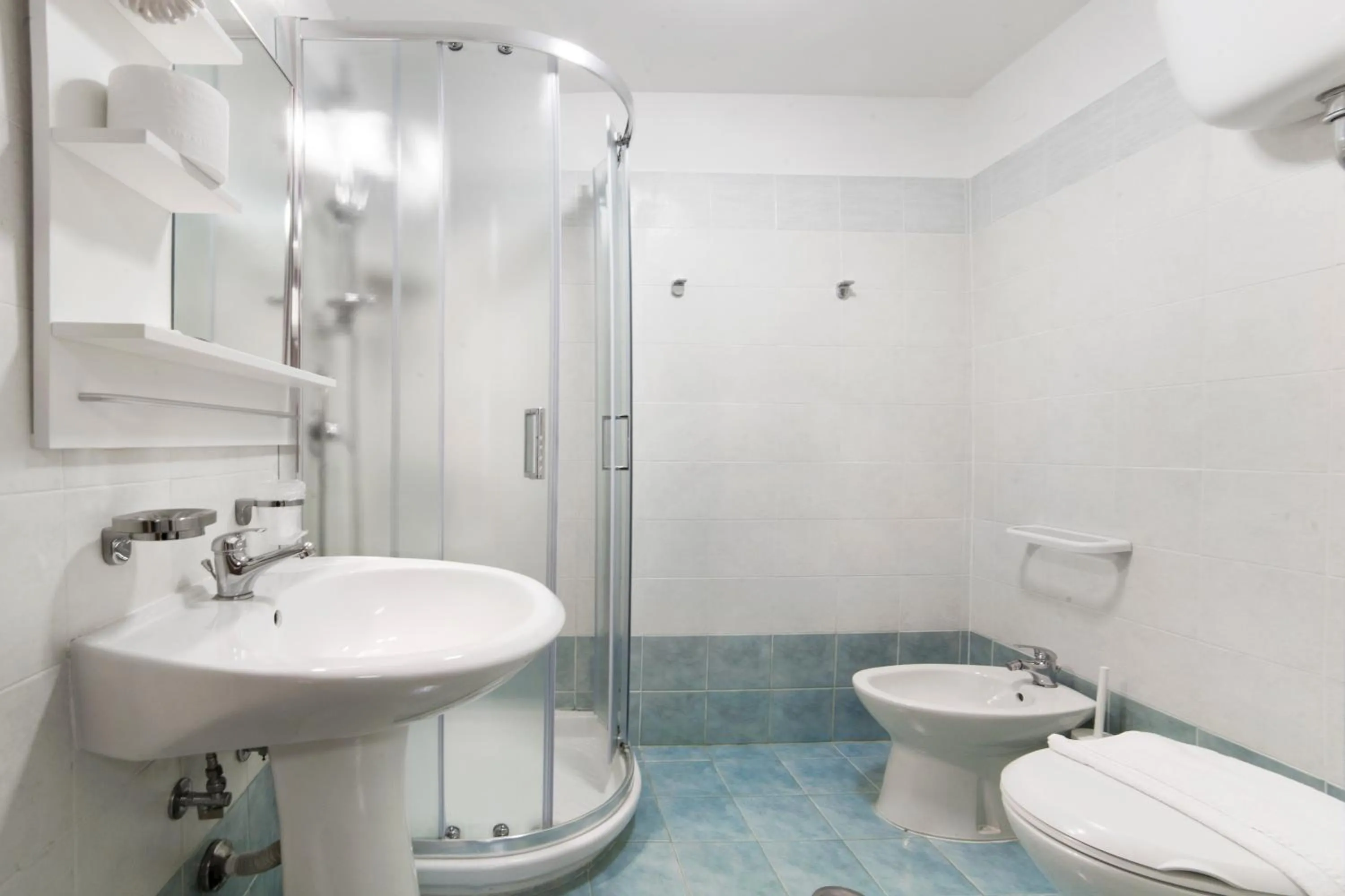 Bathroom in Magic Door Rome