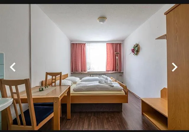 Bed in Hostel im Osterzgebirge