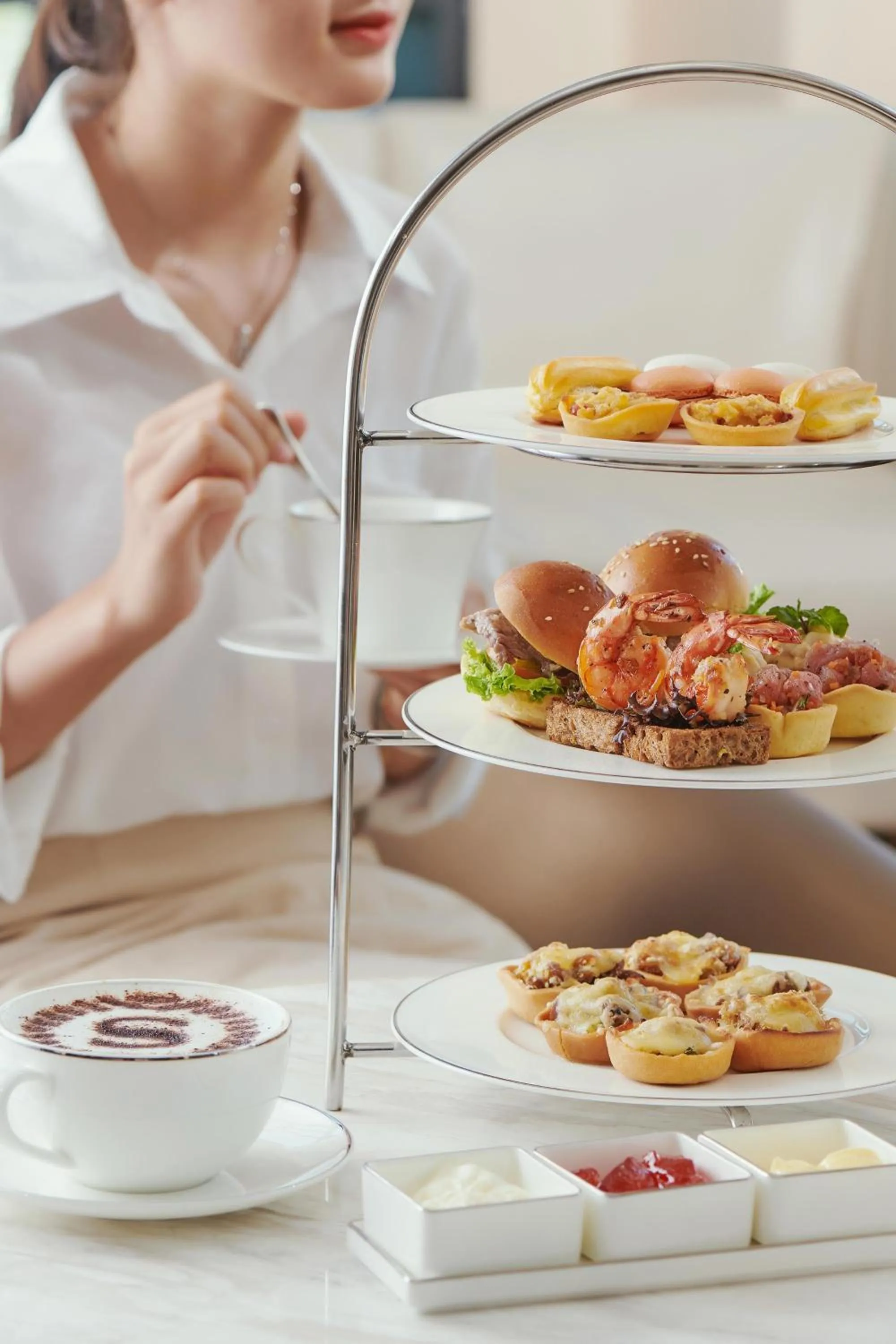 Restaurant/places to eat in Sheraton Grand Danang Beach Resort & Spa