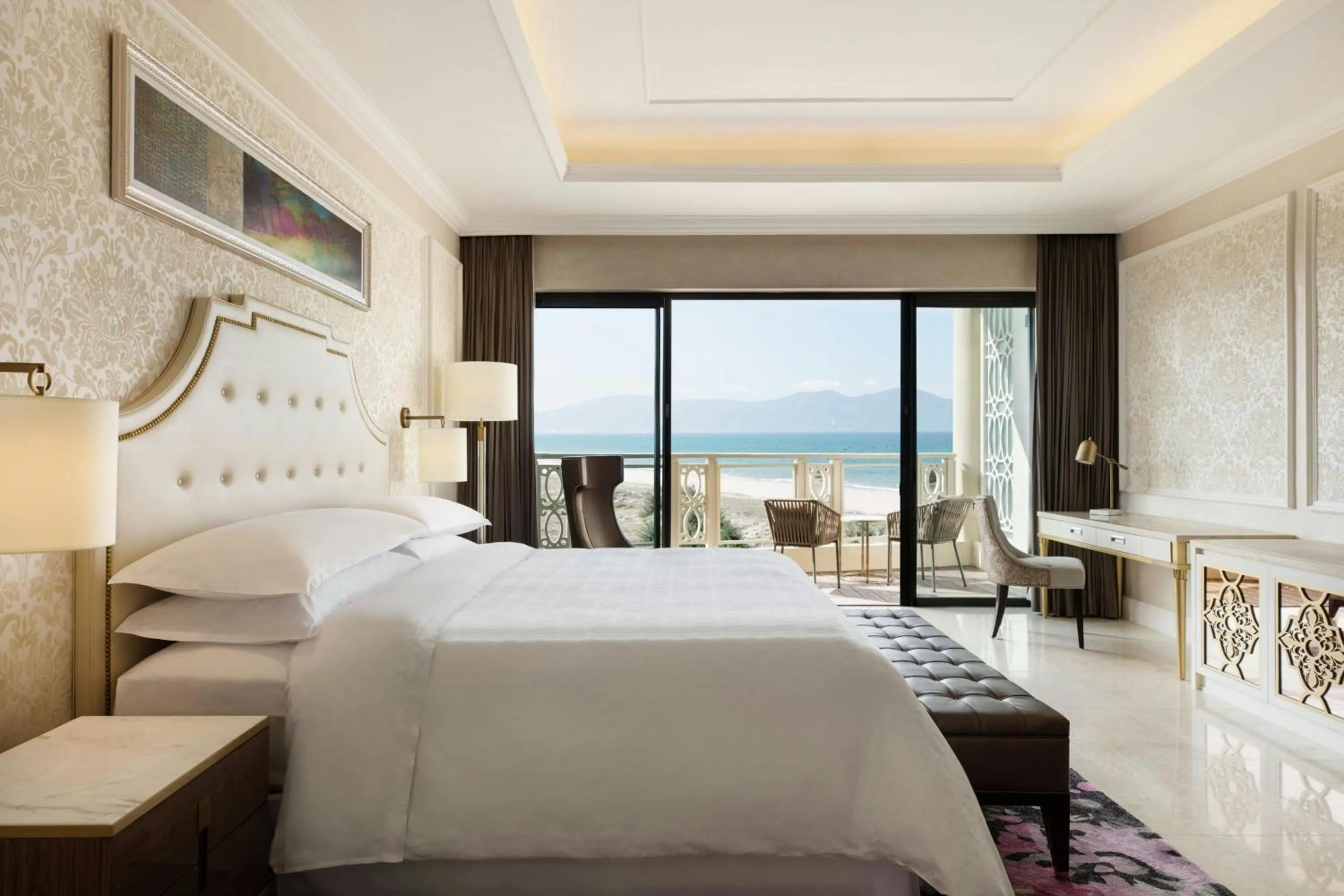 Photo of the whole room, Bed in Sheraton Grand Danang Beach Resort & Spa