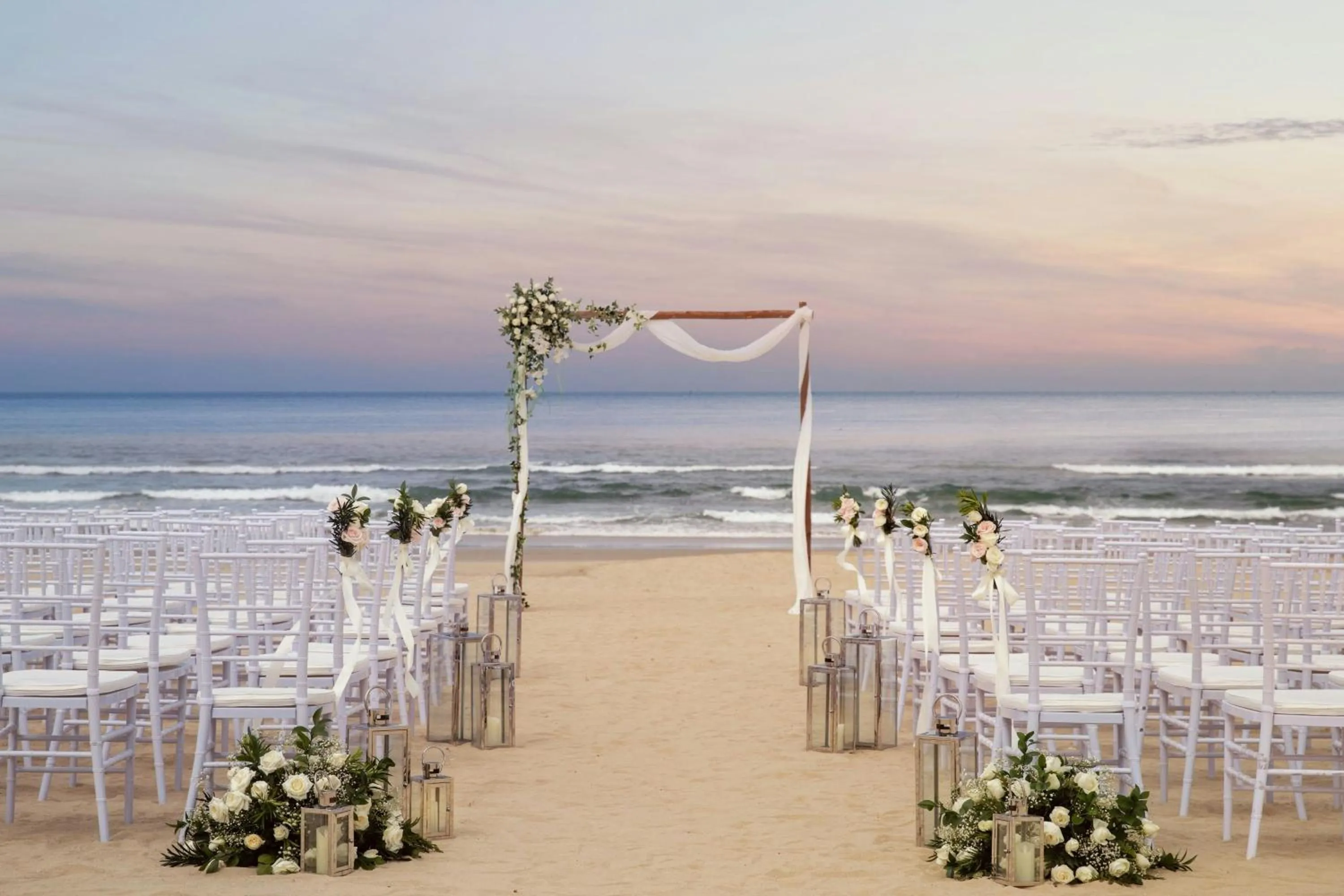 Beach in Sheraton Grand Danang Beach Resort & Spa