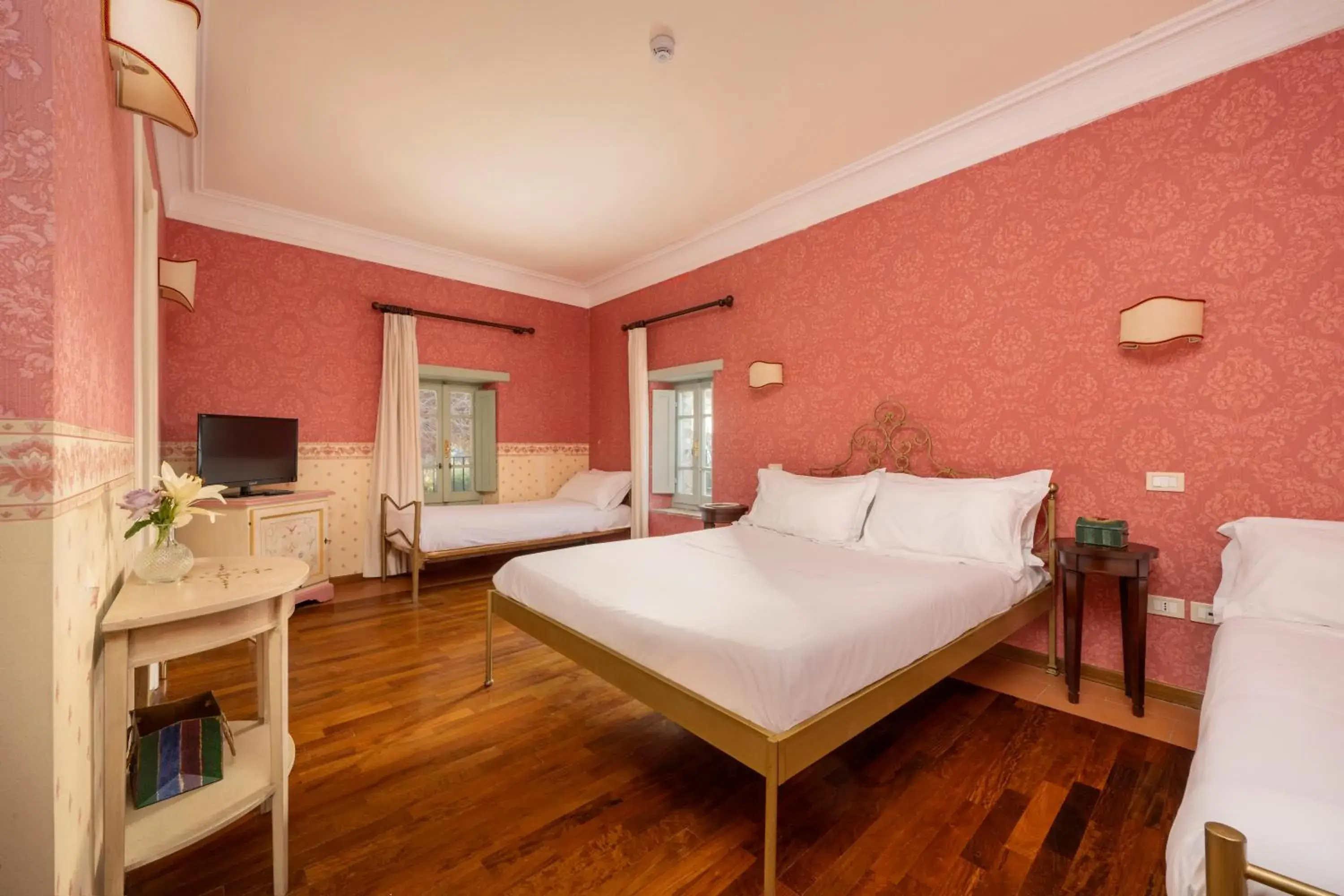 Superior Family Room in Relais Parco Dei Cavalieri Assisi Superior Family Room in Relais Parco Dei Cavalieri Assisi