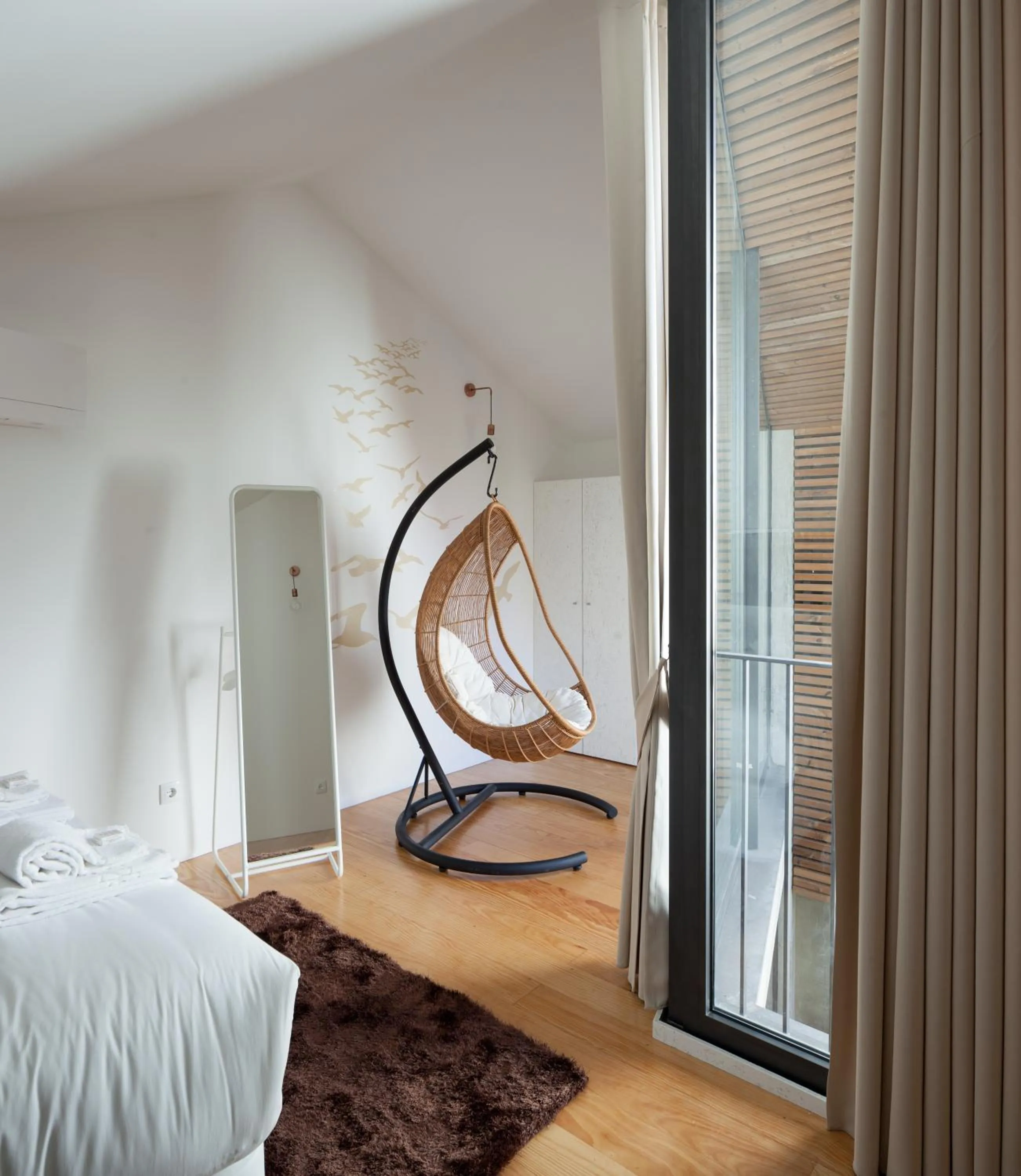 Decorative detail, Bed in 7 Gaia Roaster Apartments