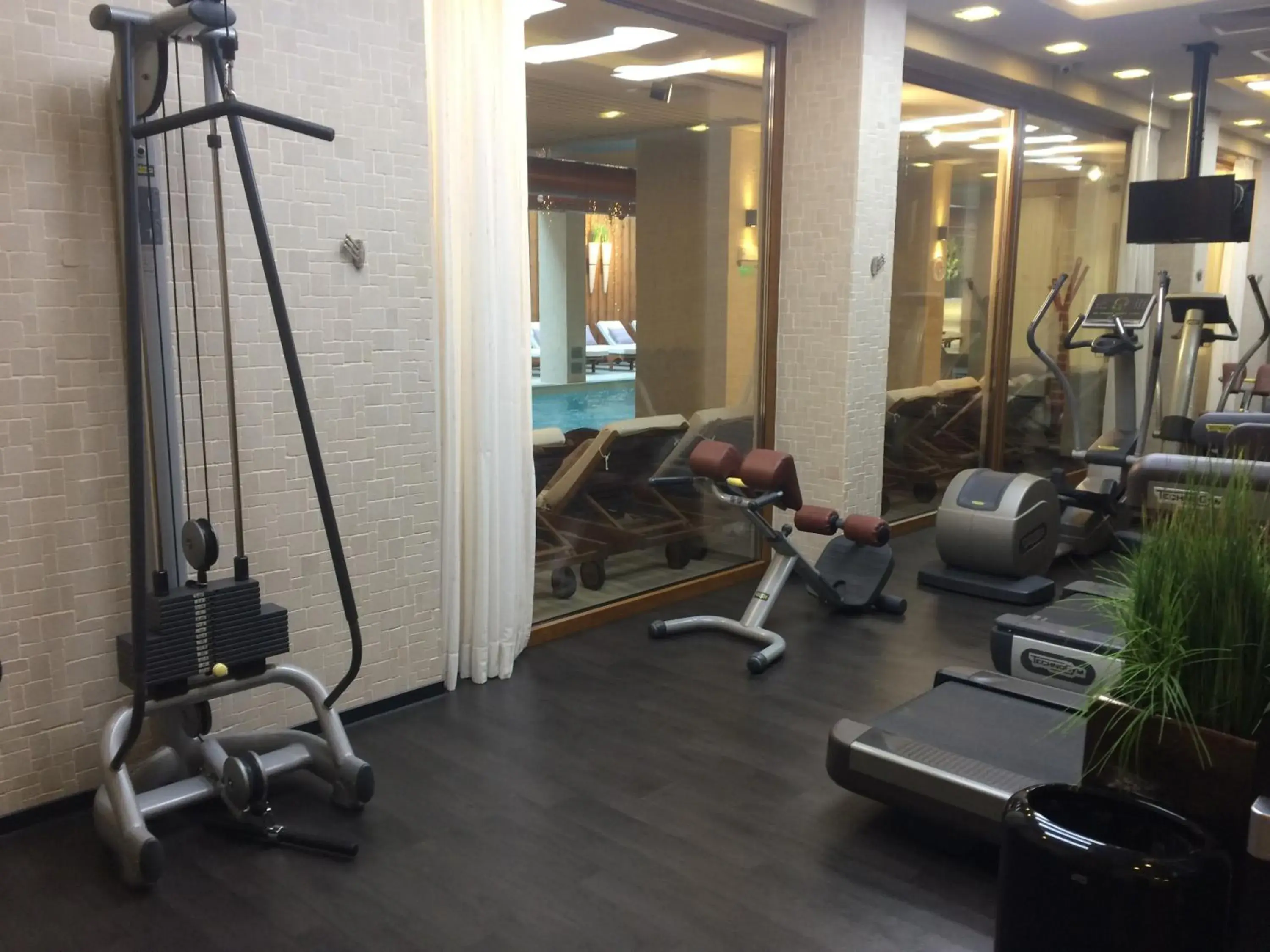 Fitness centre/facilities in Lucky Bansko Aparthotel SPA & Relax Fitness centre/facilities in Lucky Bansko Aparthotel SPA & Relax
