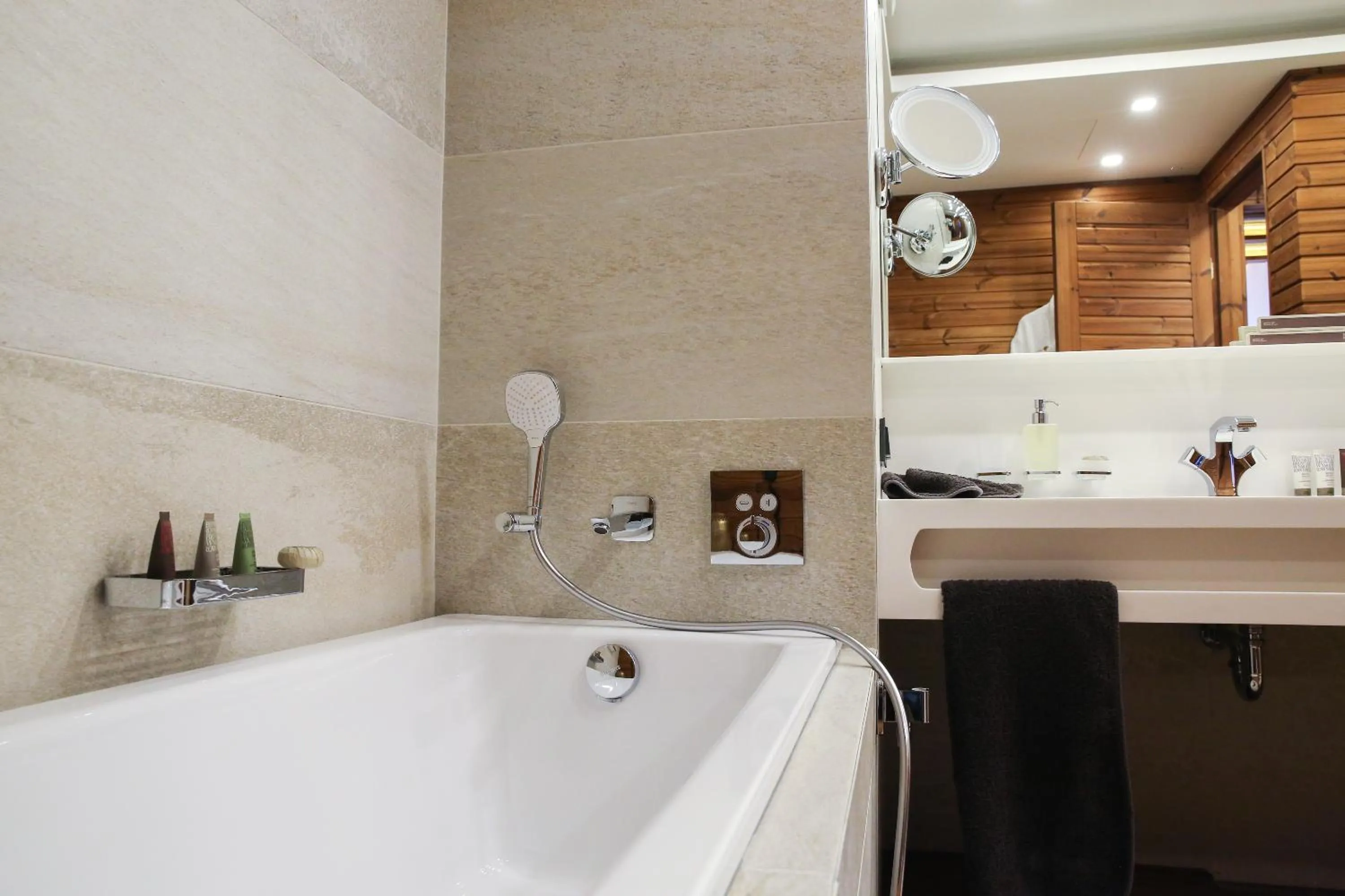 Toilet in Lucky Bansko Aparthotel SPA & Relax