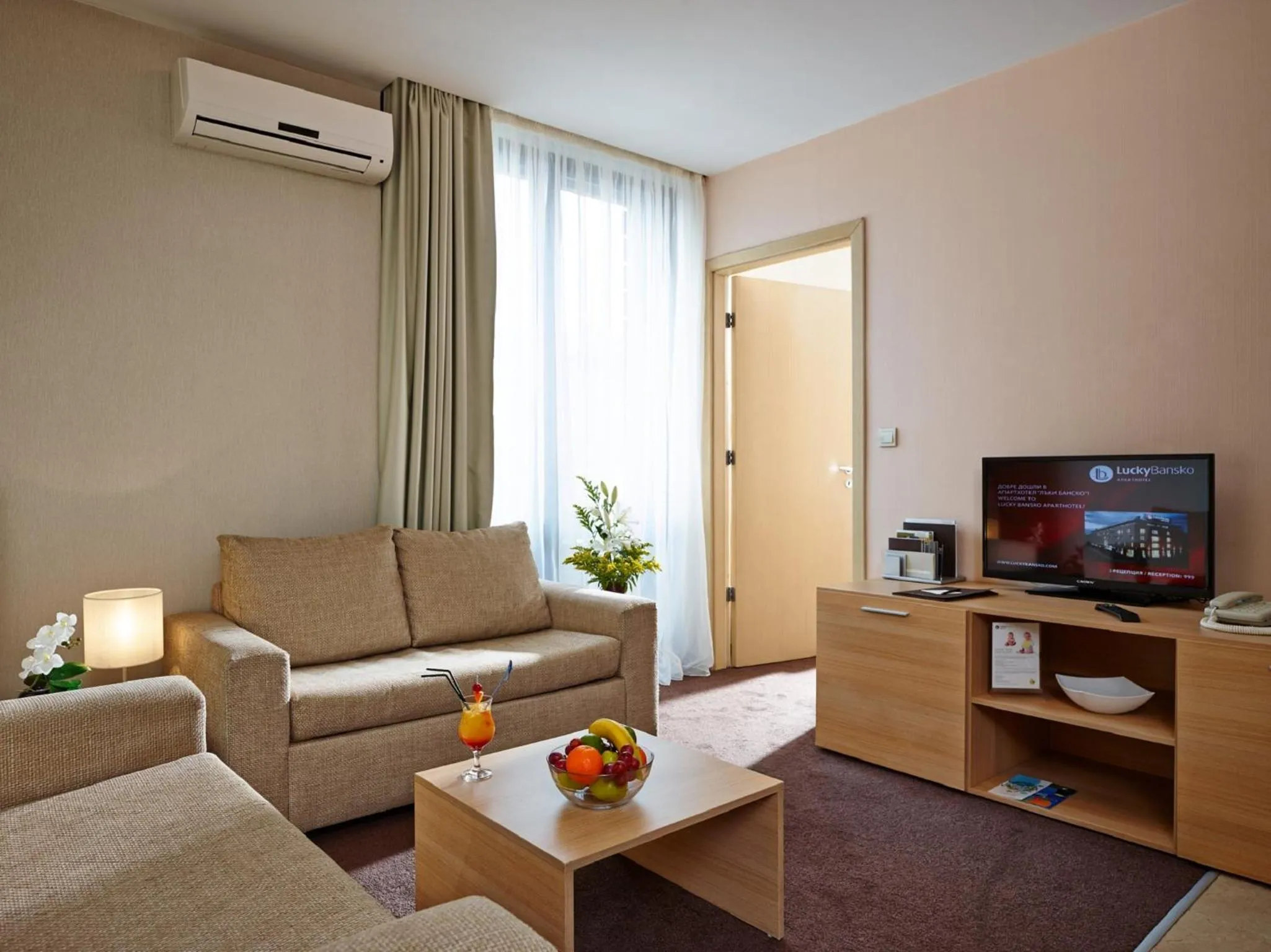 TV and multimedia in Lucky Bansko Aparthotel SPA & Relax