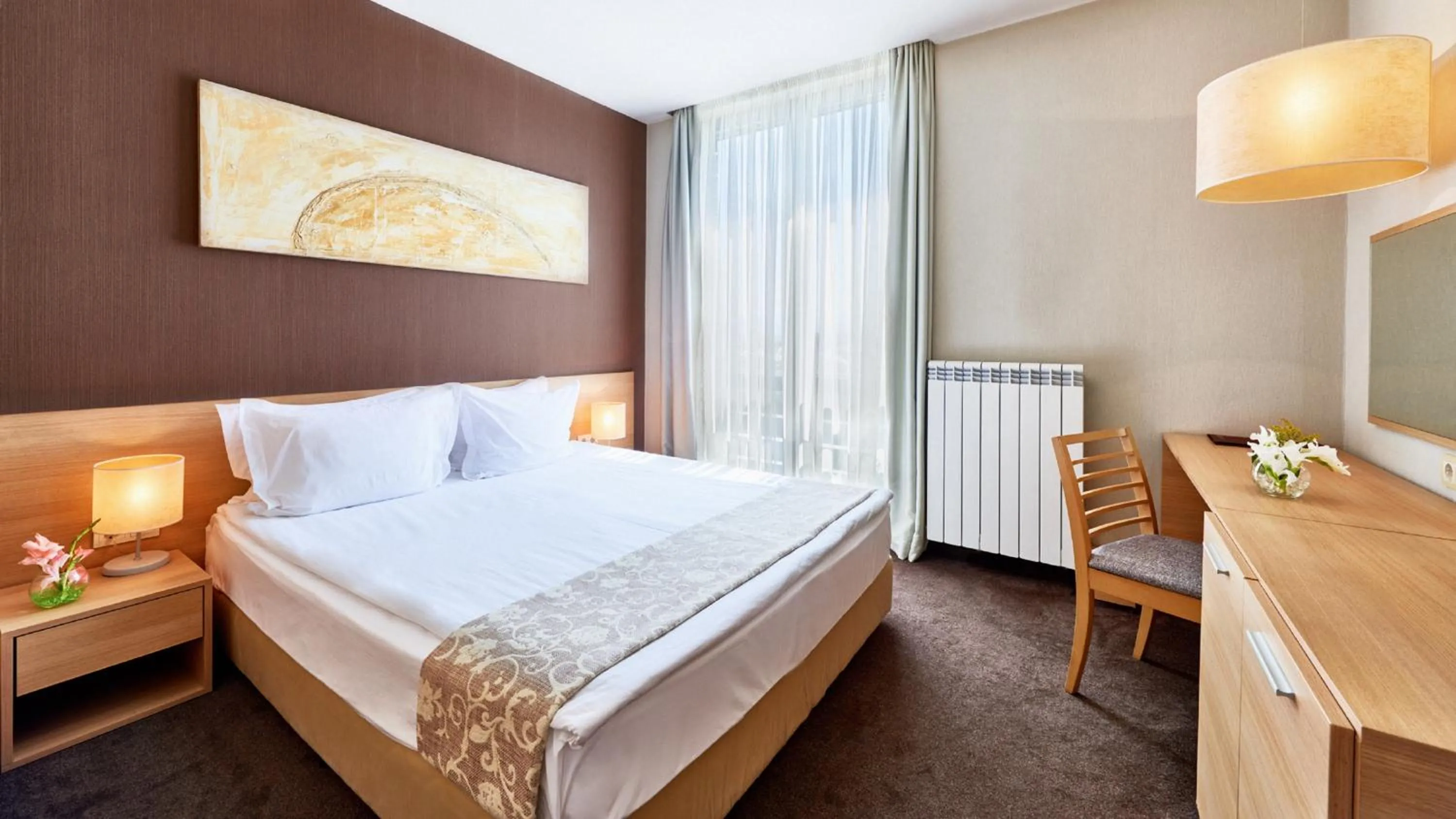 Bed in Lucky Bansko Aparthotel SPA & Relax
