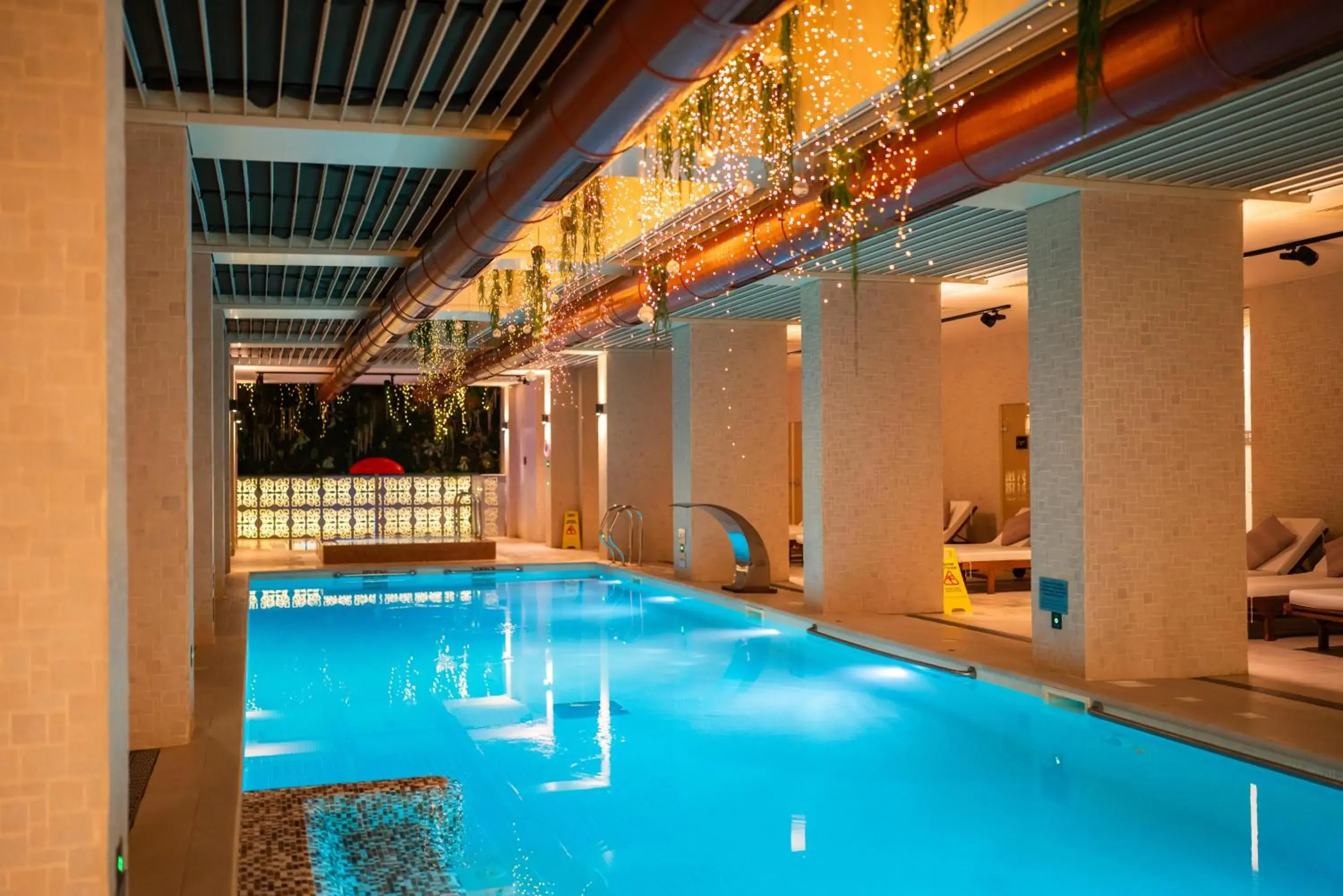 Pool view in Lucky Bansko Aparthotel SPA & Relax Pool view in Lucky Bansko Aparthotel SPA & Relax