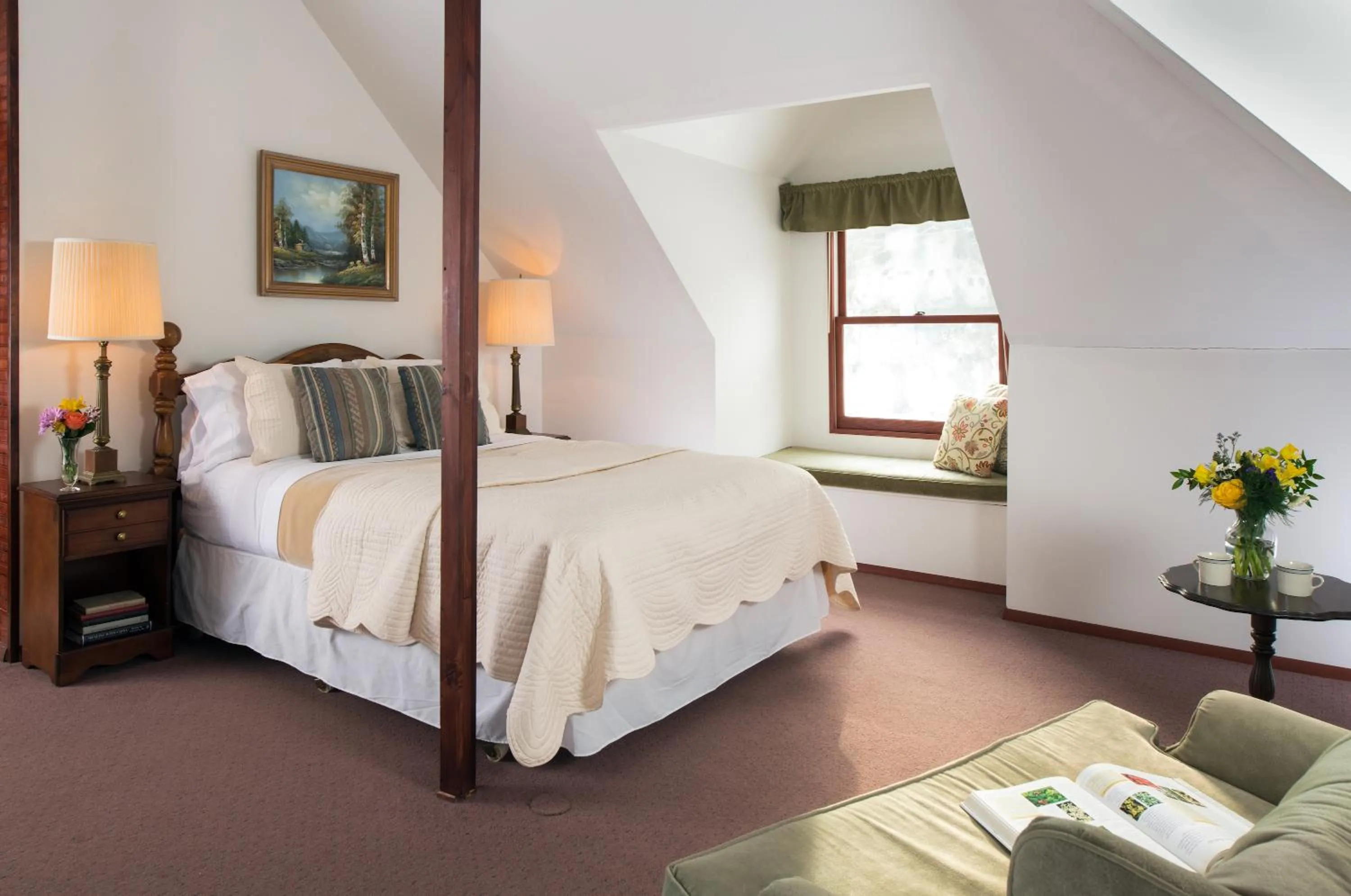 Bedroom, Bed in Idlwilde Inn